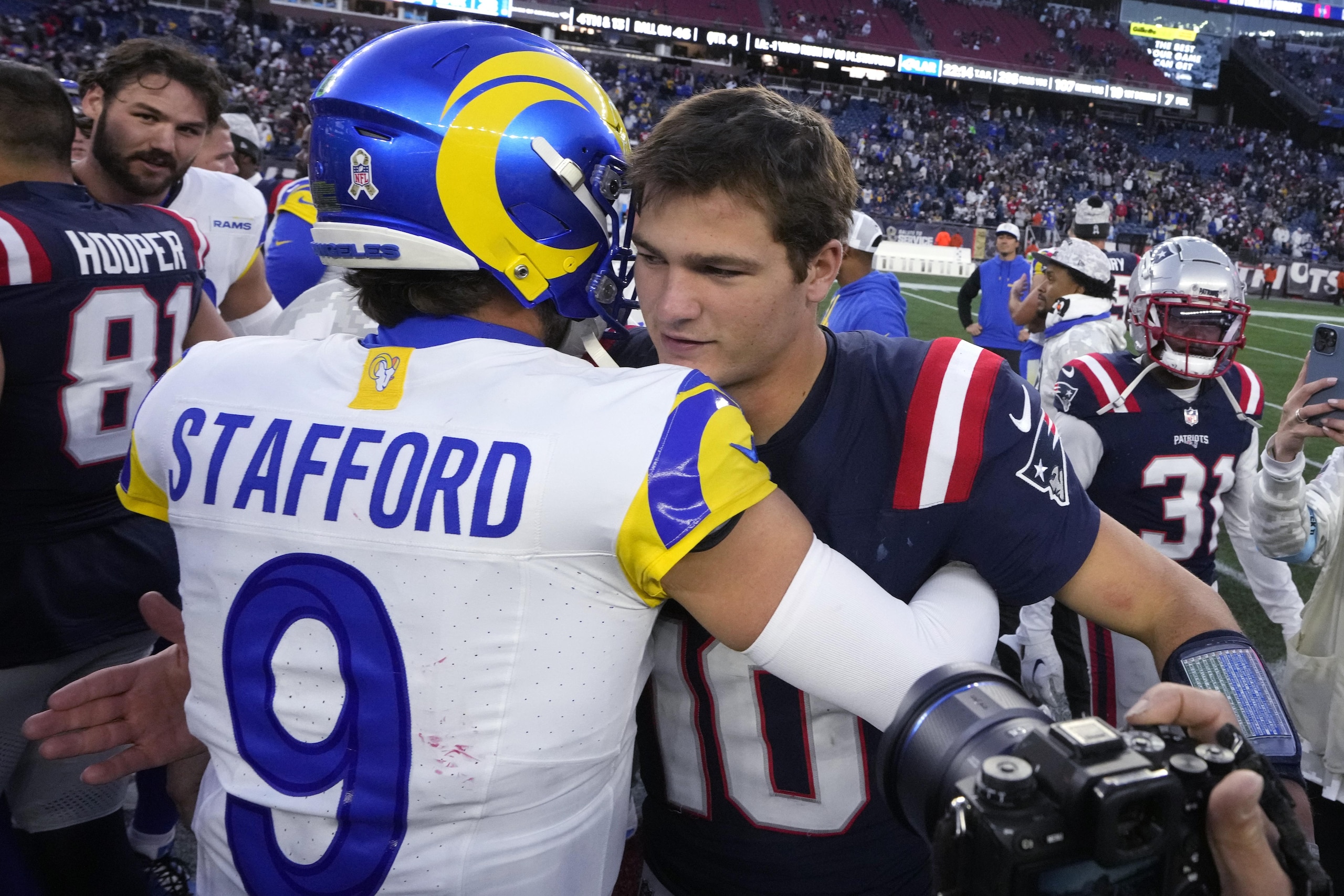 Rams Patriots Football