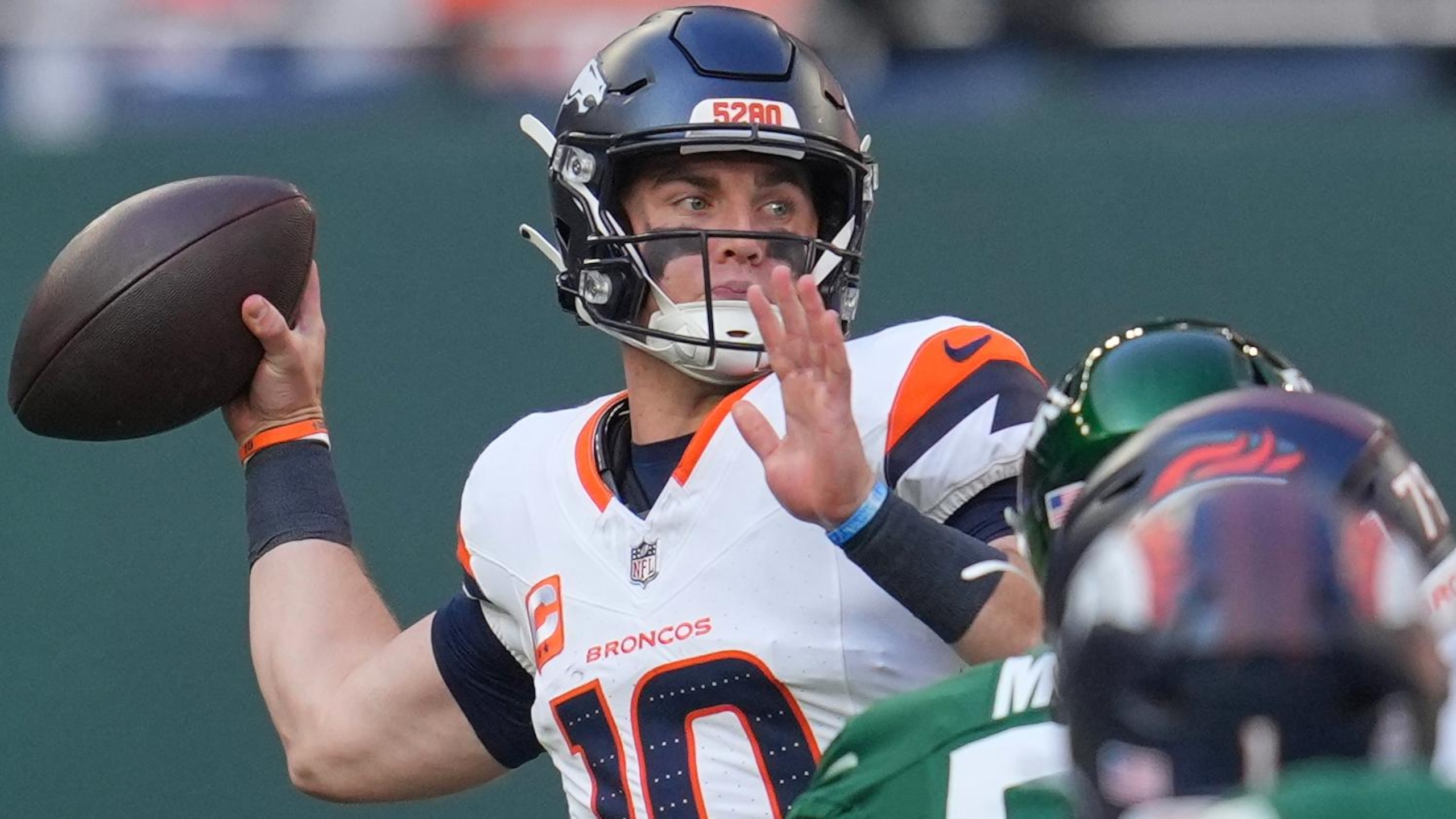 Broncos Jets Football