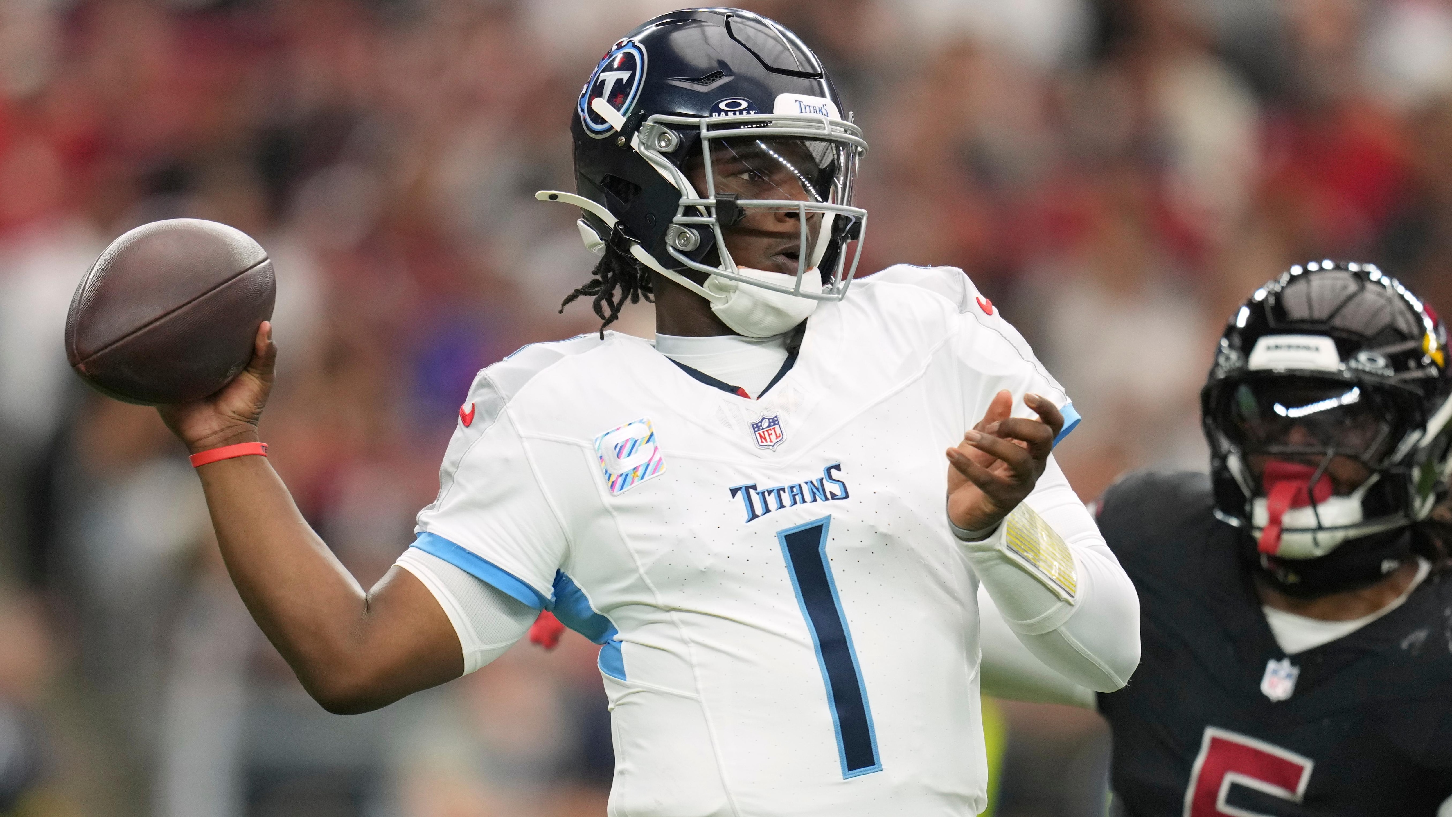 Titans Cardinals Football