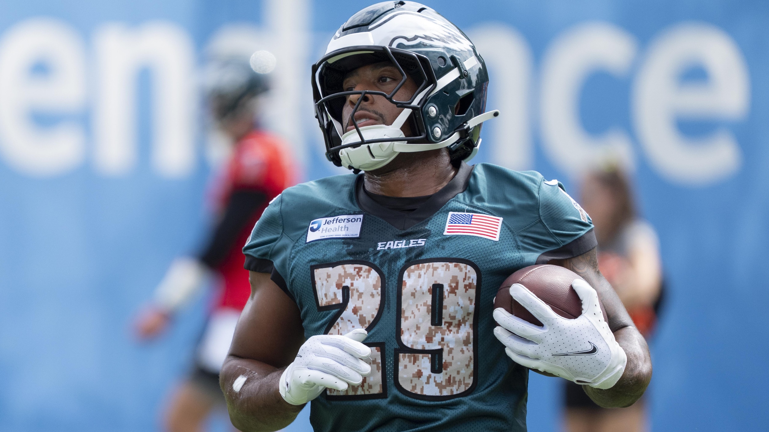Eagles Camp Football