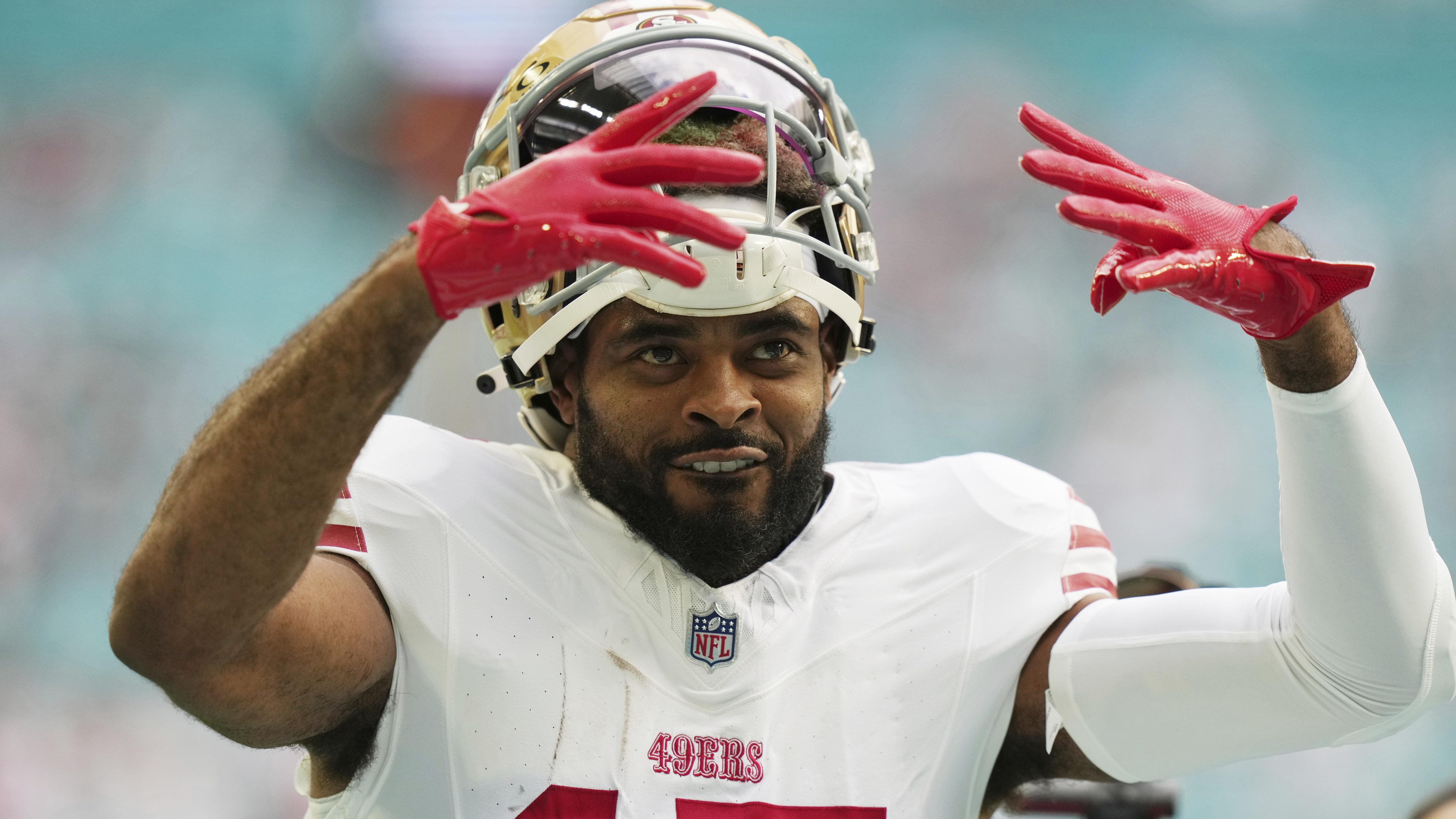 49ers Dolphins Football