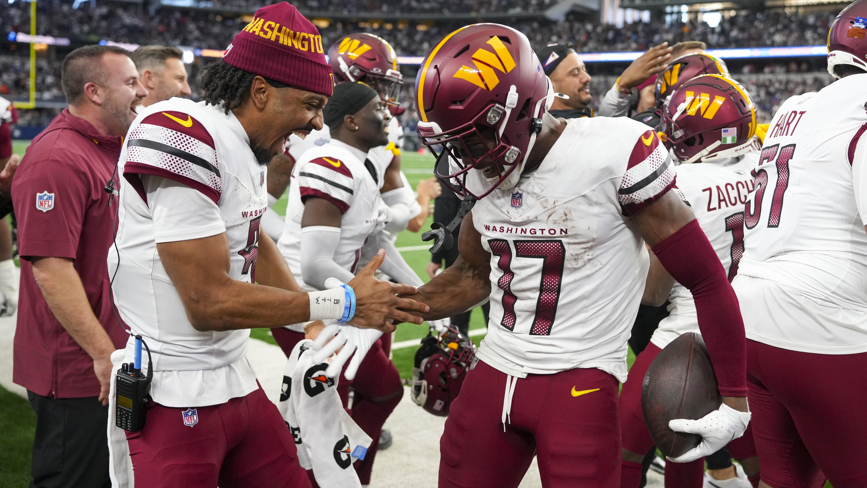 Jayden Daniels Hyped by Terry McLaurin’s M Commanders Contract, ‘Lemme Hold Sum $’