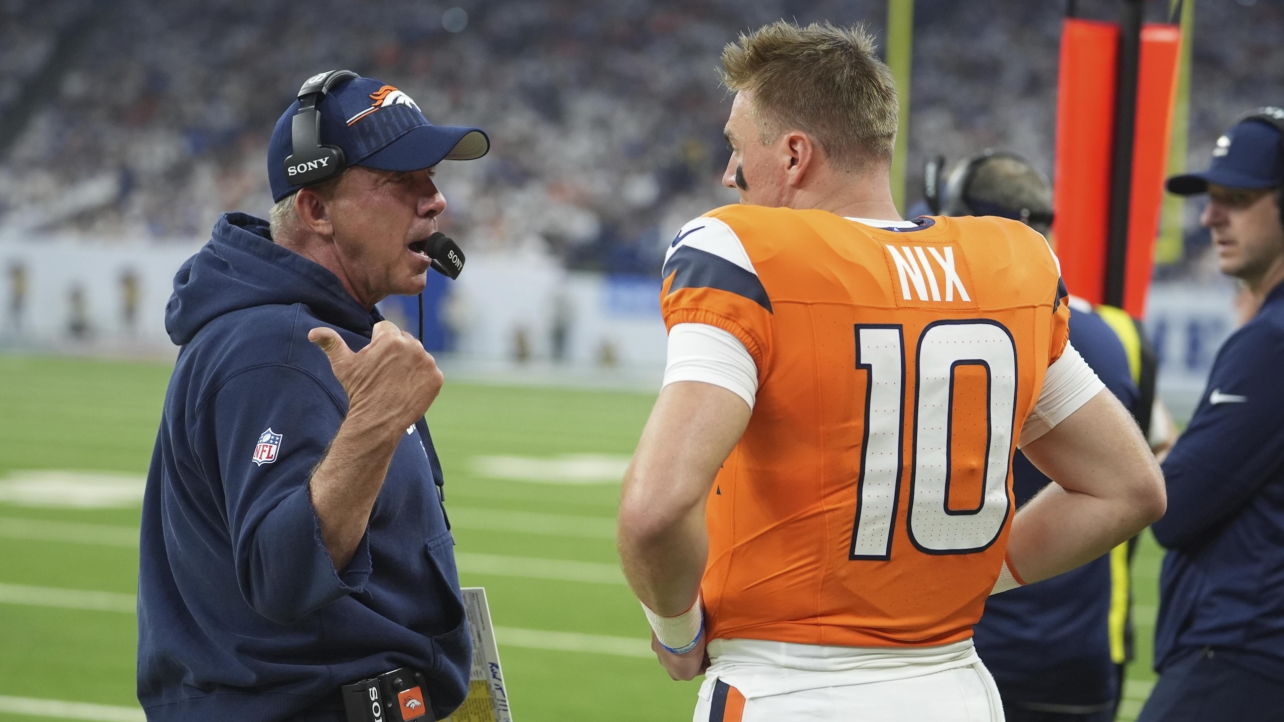 Broncos Colts Football
