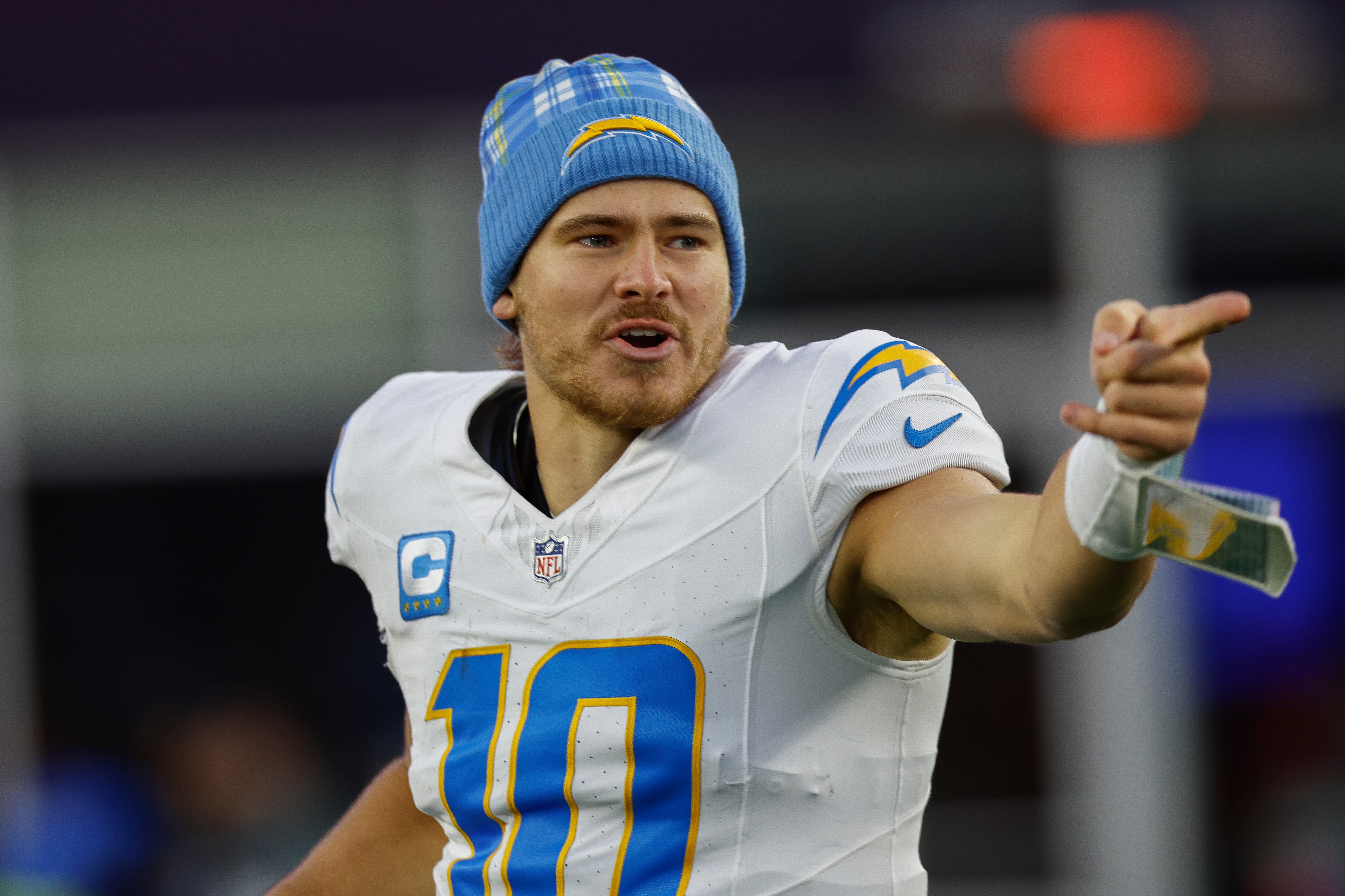 Chargers Patriots Football