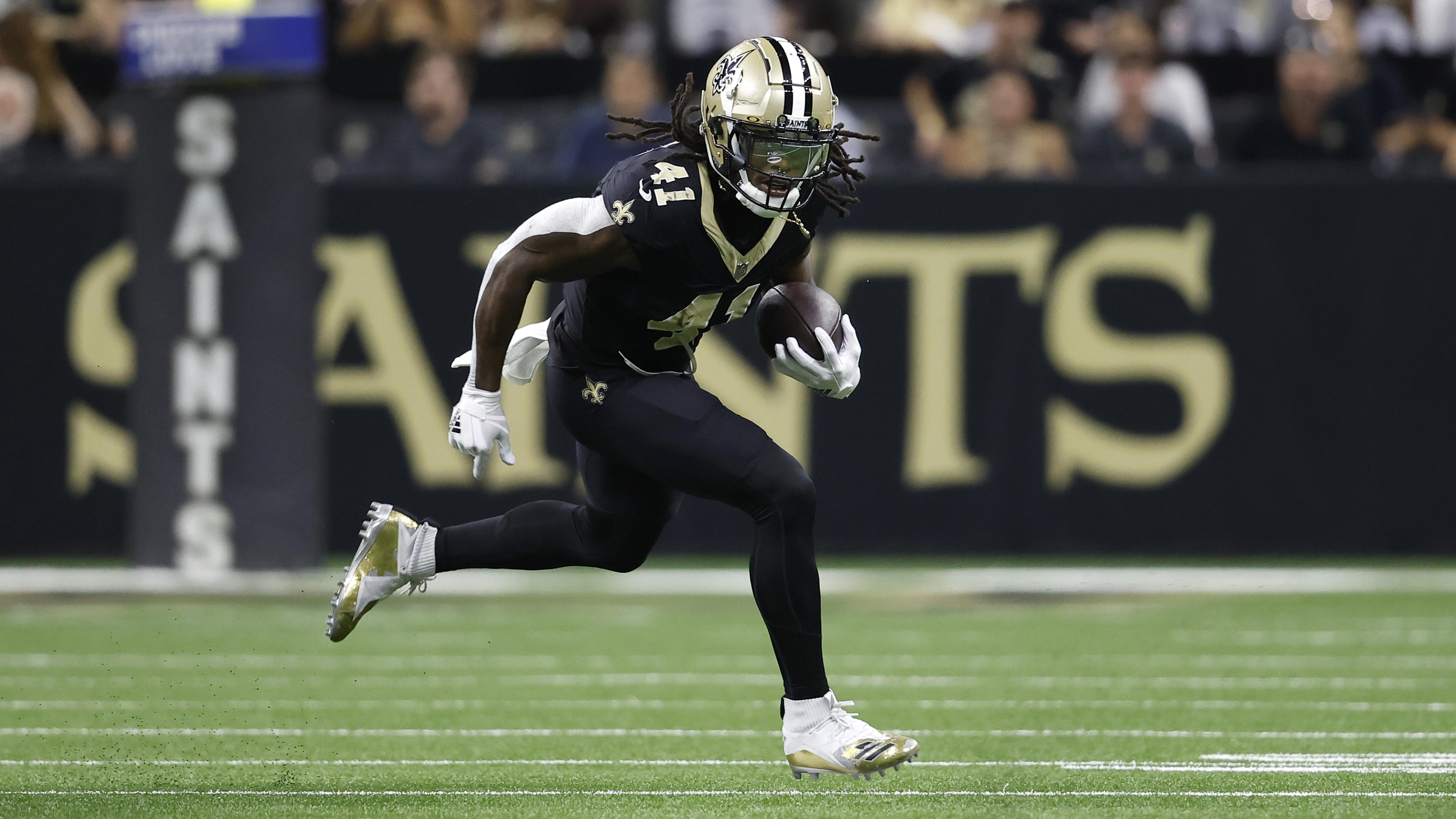 Eagles Saints Football