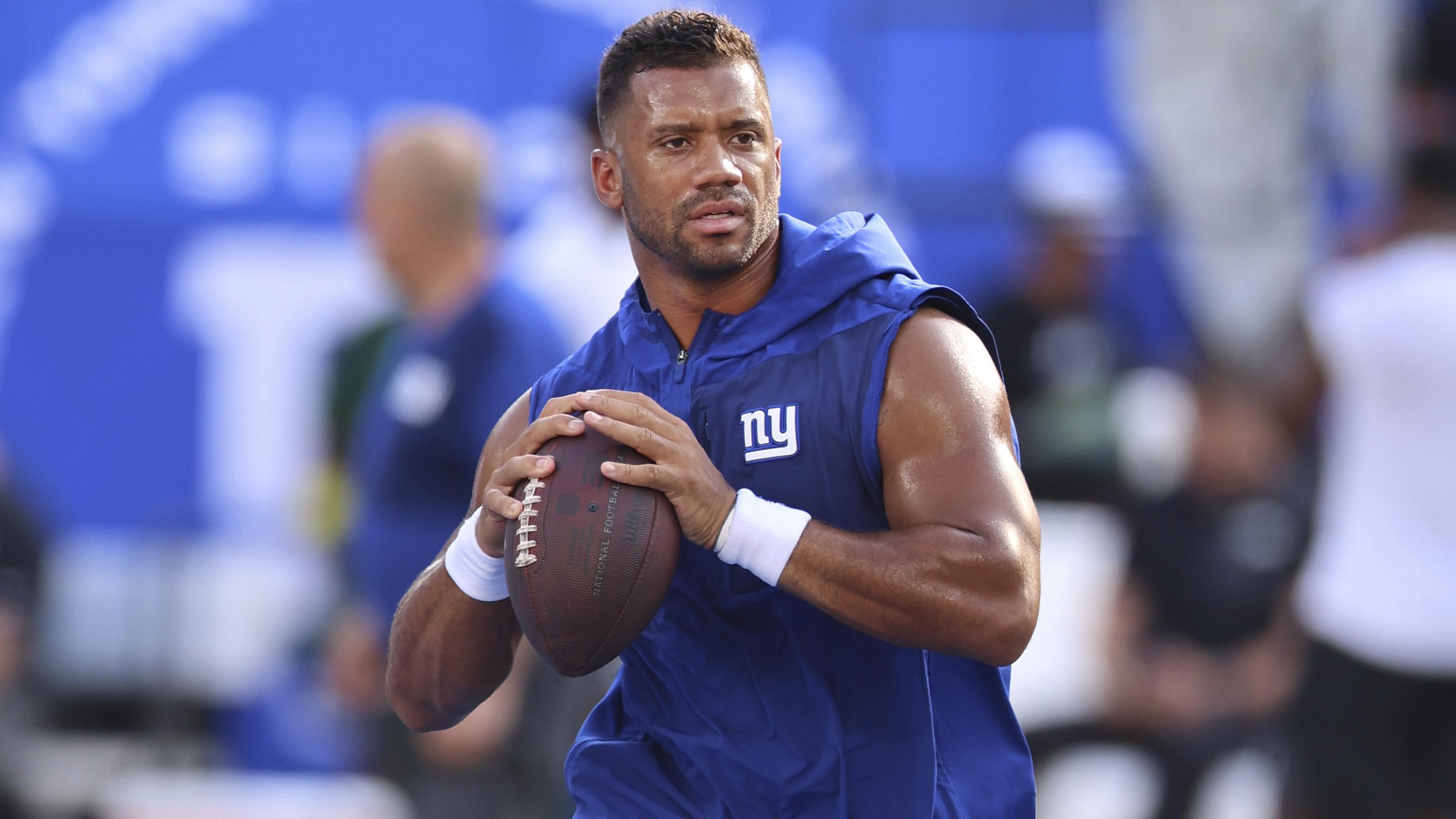 Giants’ Russell Wilson Reacts to Micah Parsons Trade After Cowboys-Packers Blockbuster