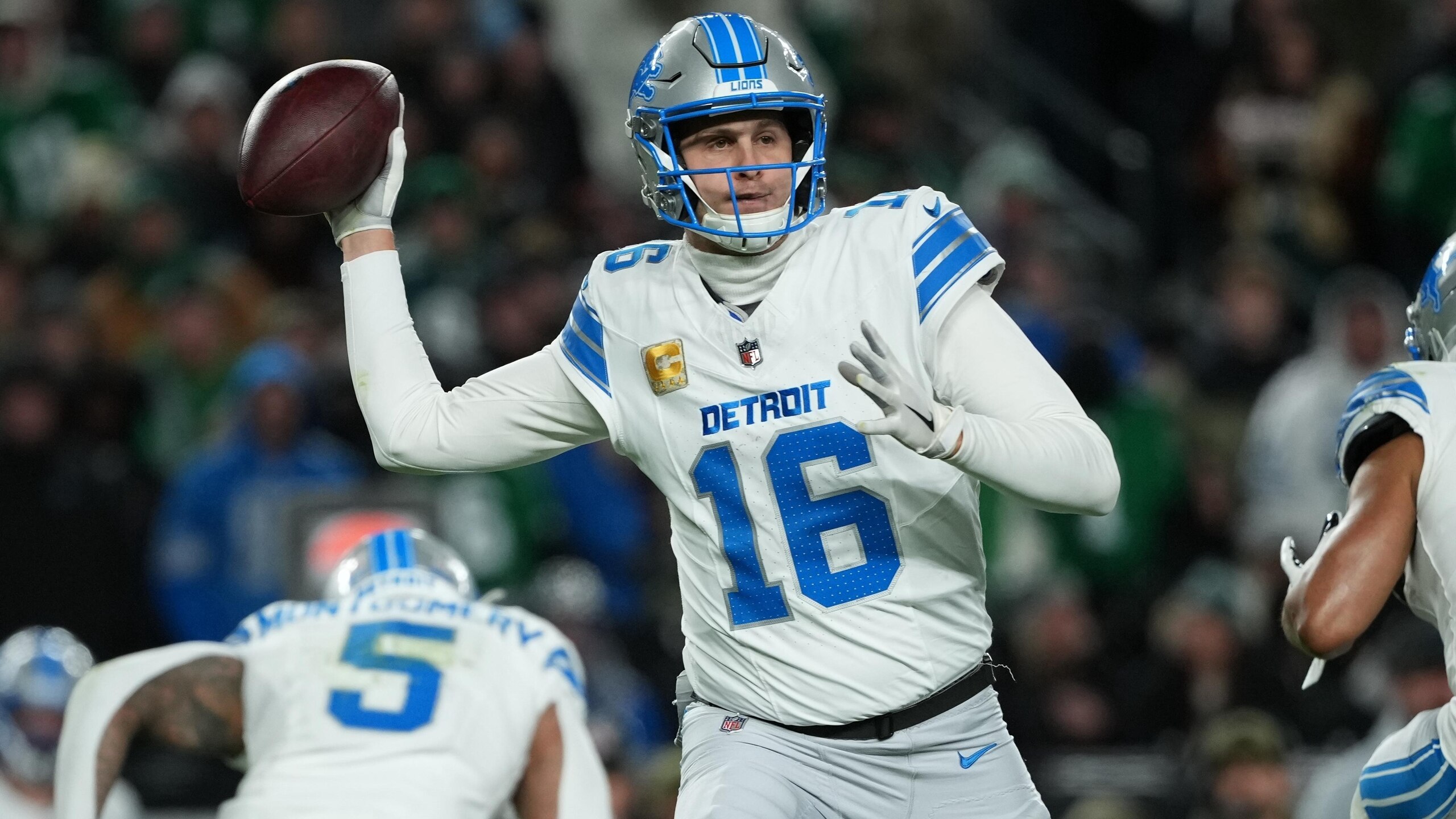 Lions Eagles Football