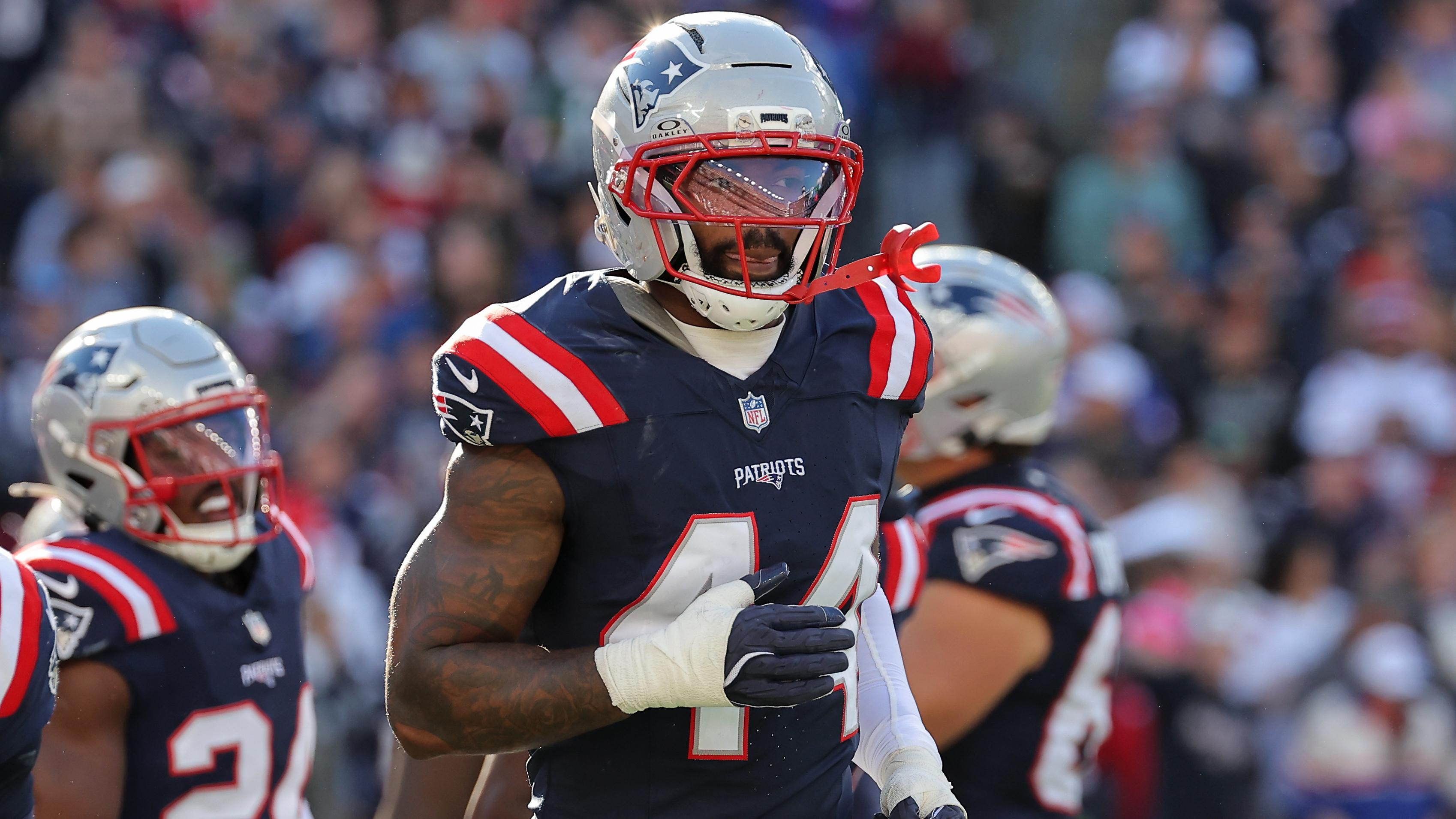 Browns Patriots Football