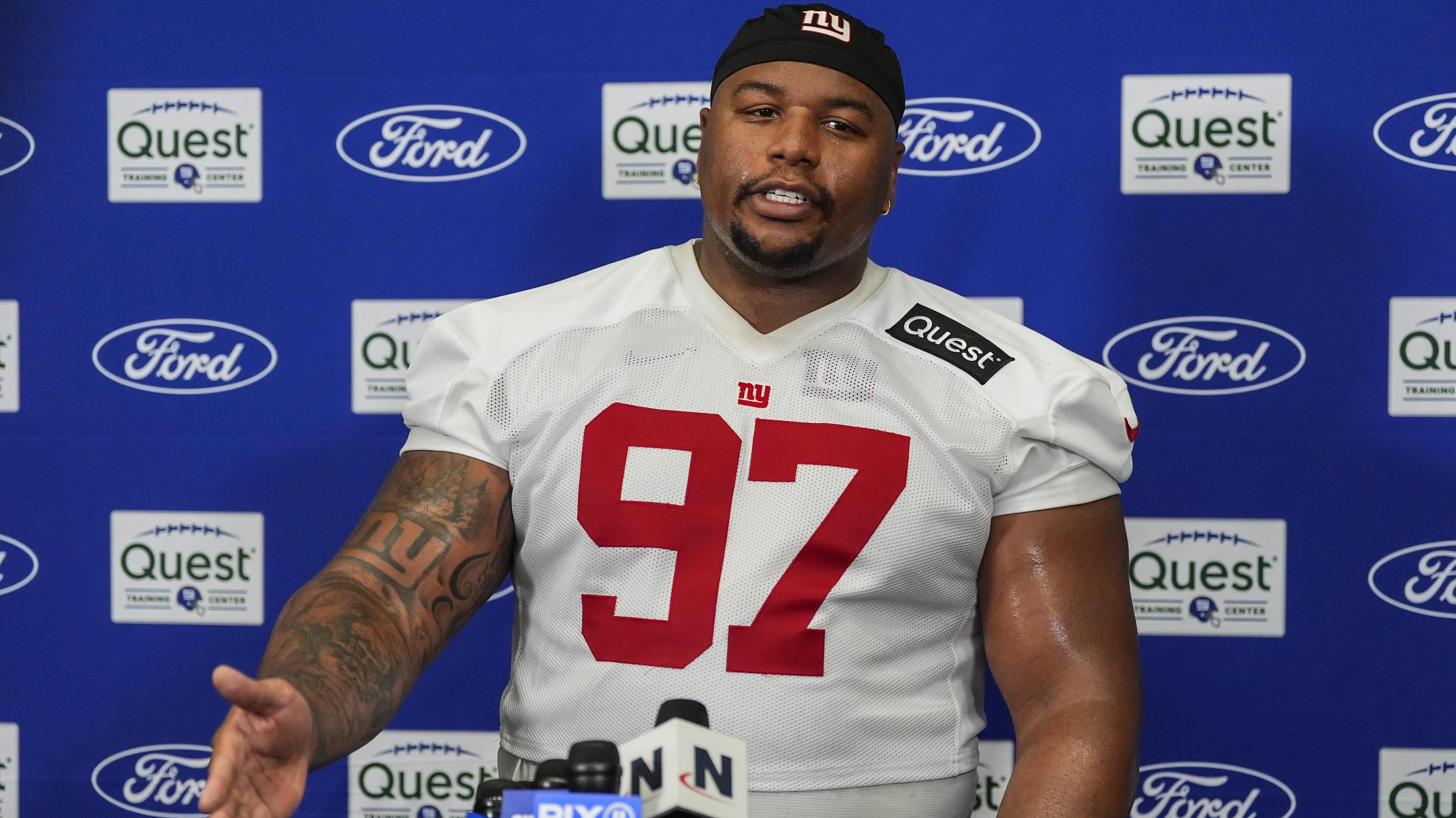 Dexter Lawrence Reportedly Gets $3M in Incentives Added to Giants Contract for 2025