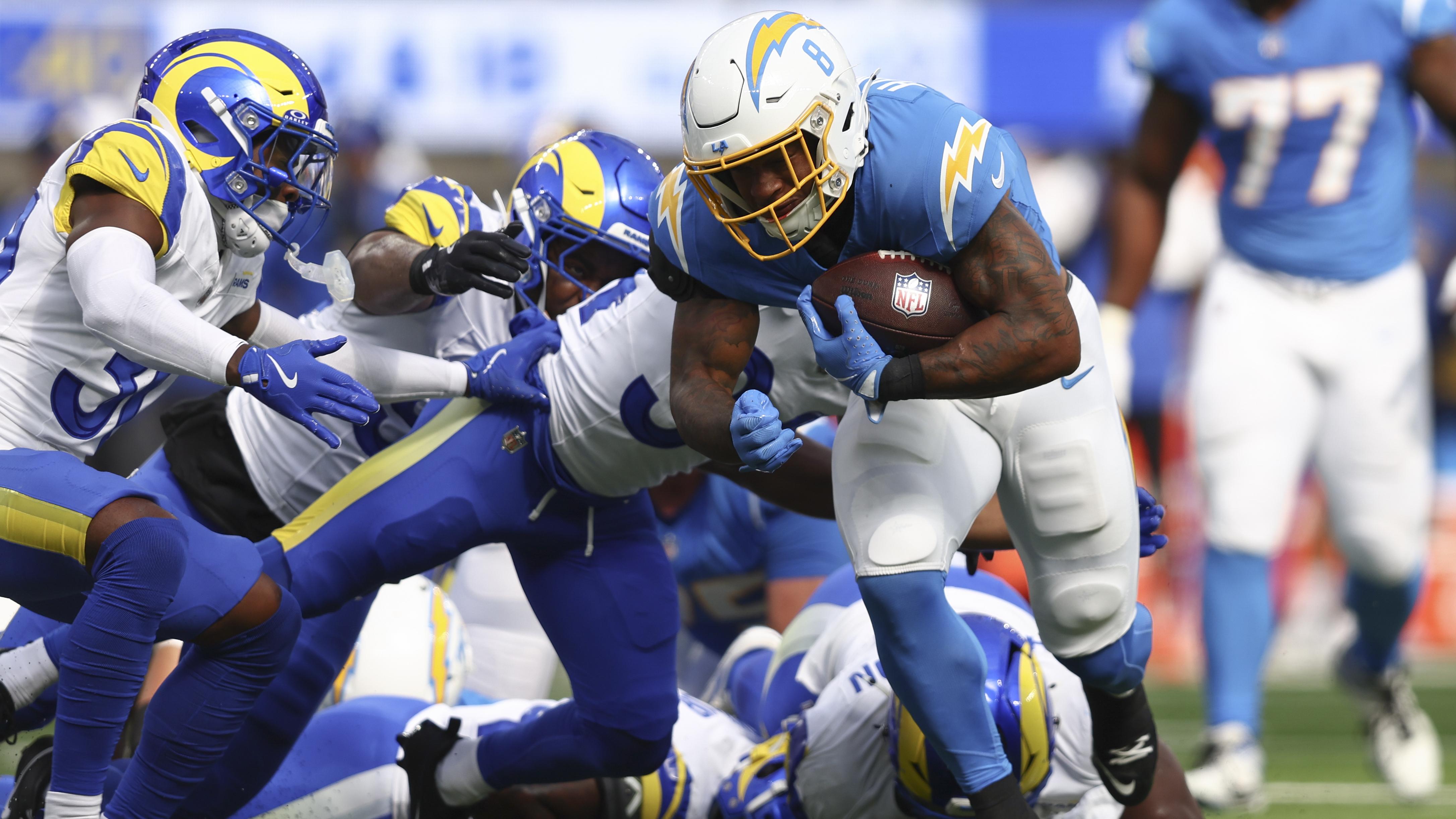 Chargers Rams Football