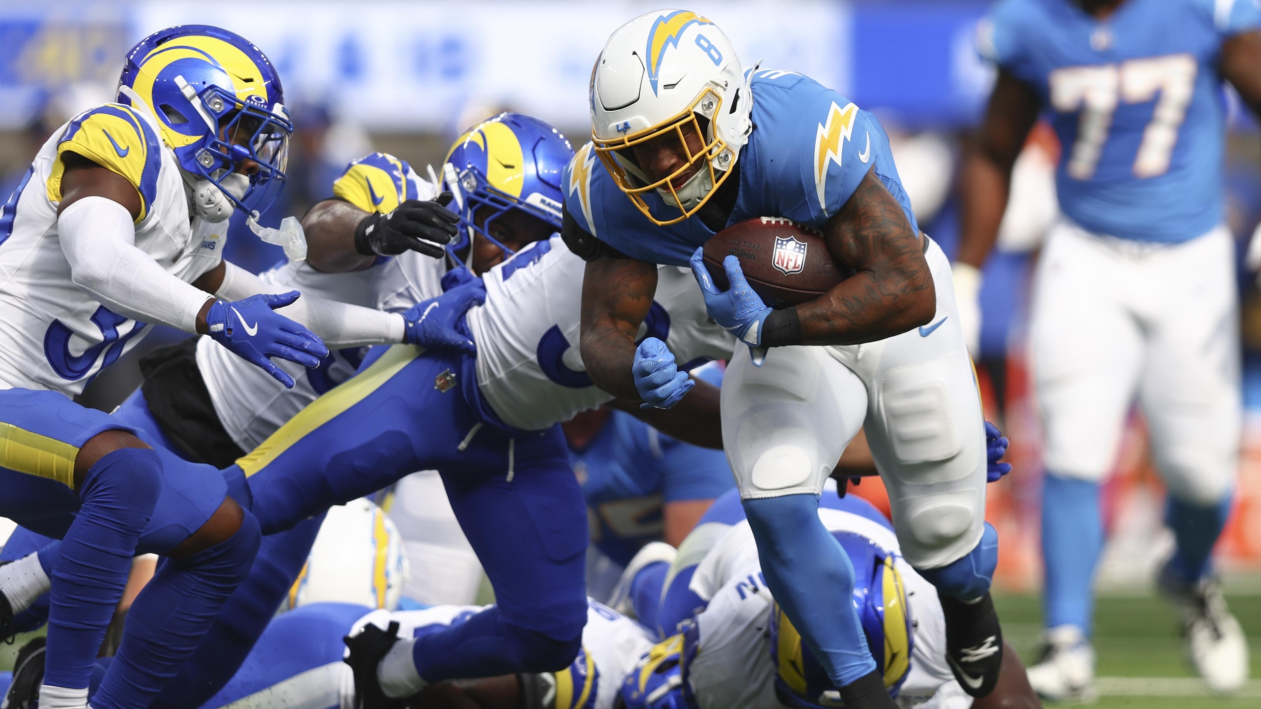 Chargers Rams Football