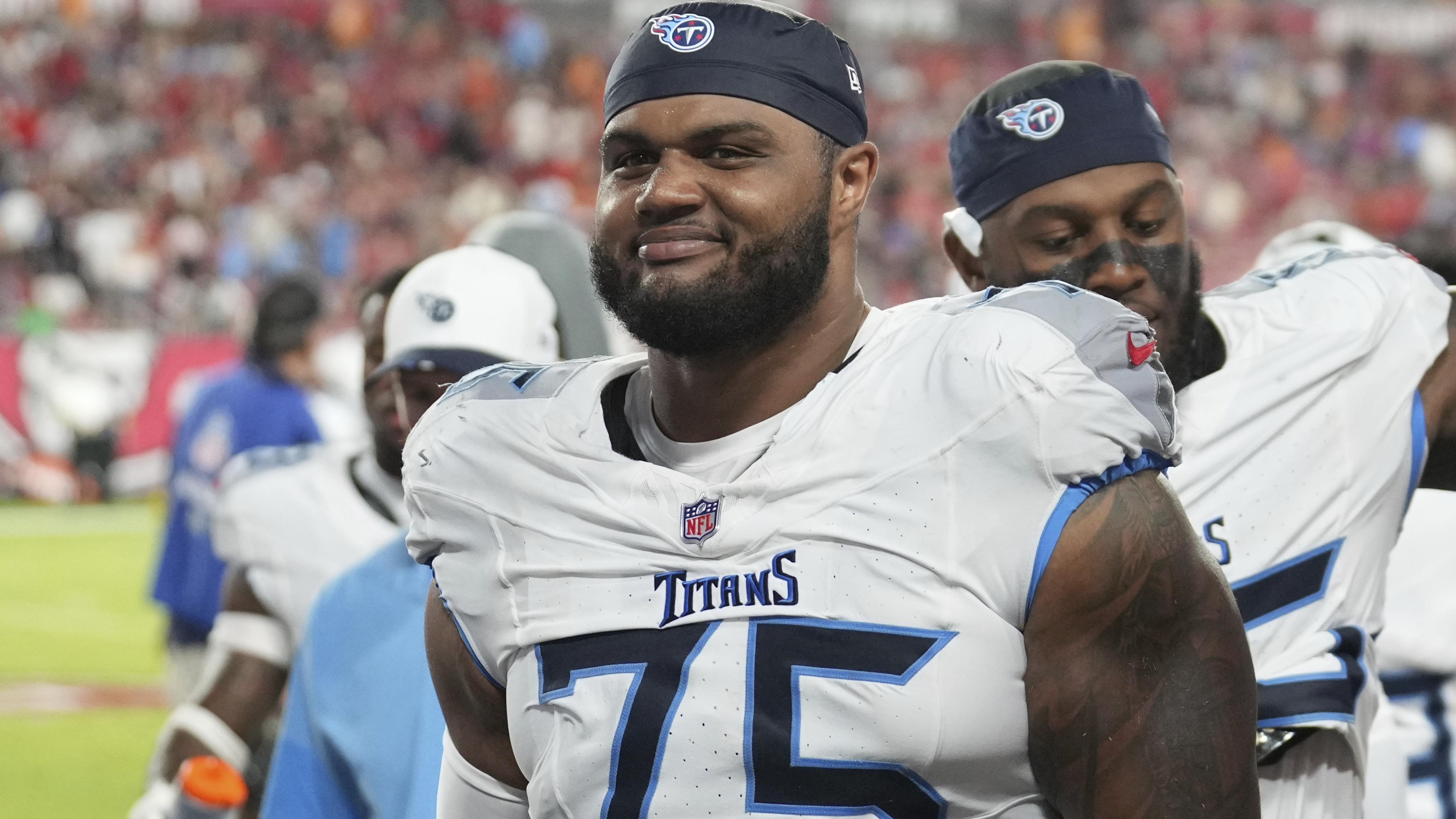 Titans Buccaneers Football