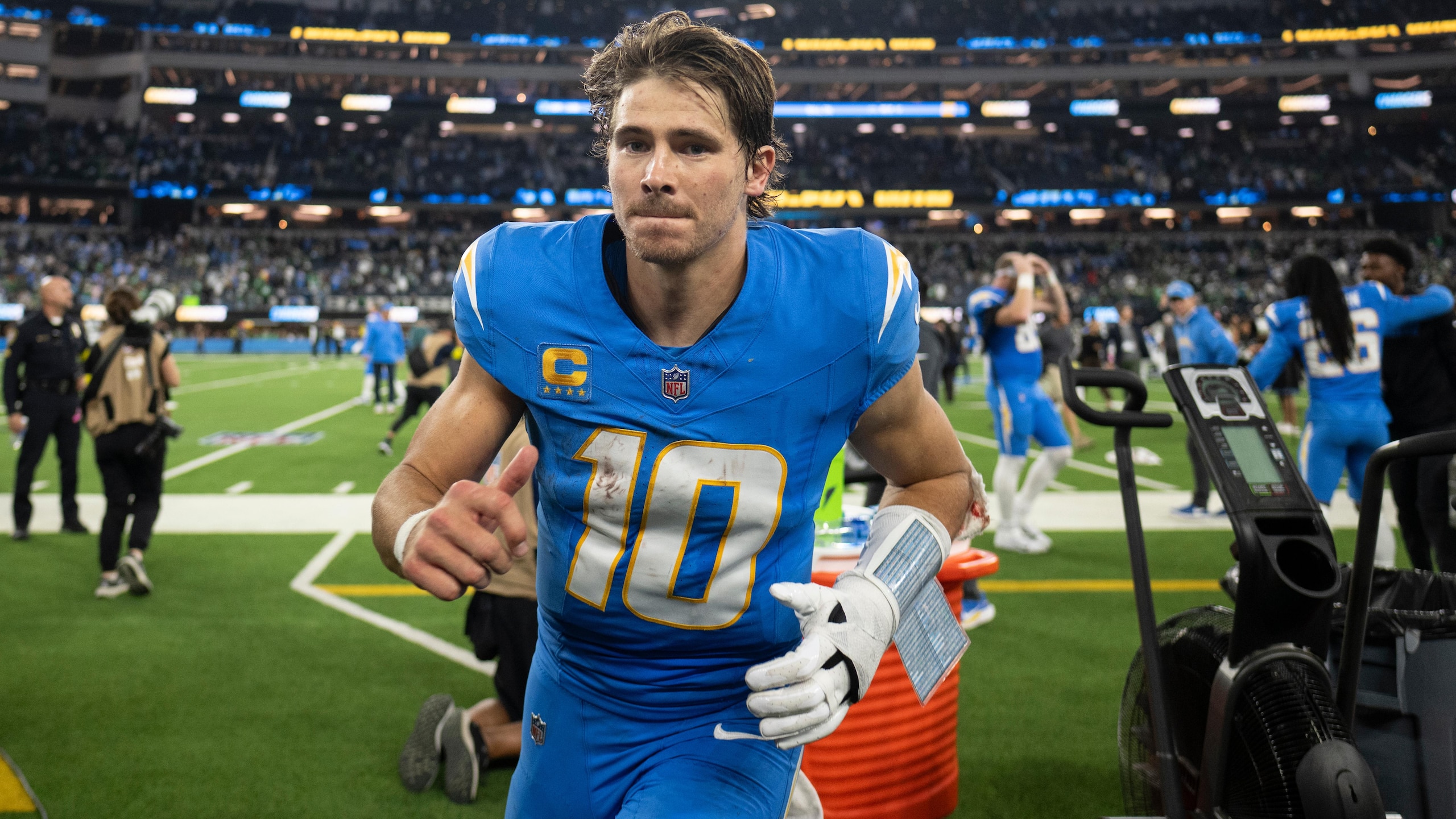 Eagles Chargers Football