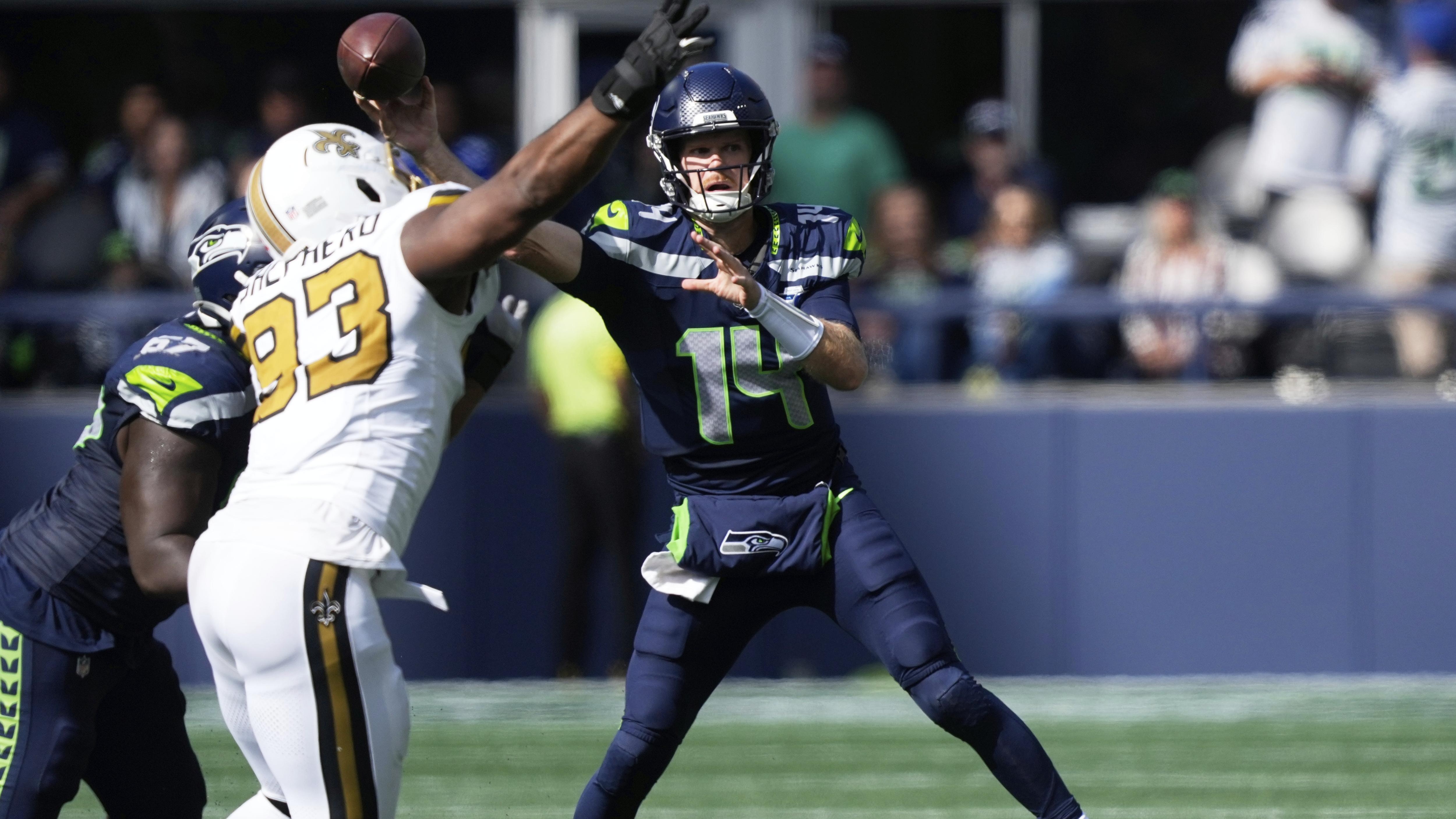 Saints Seahawks Football