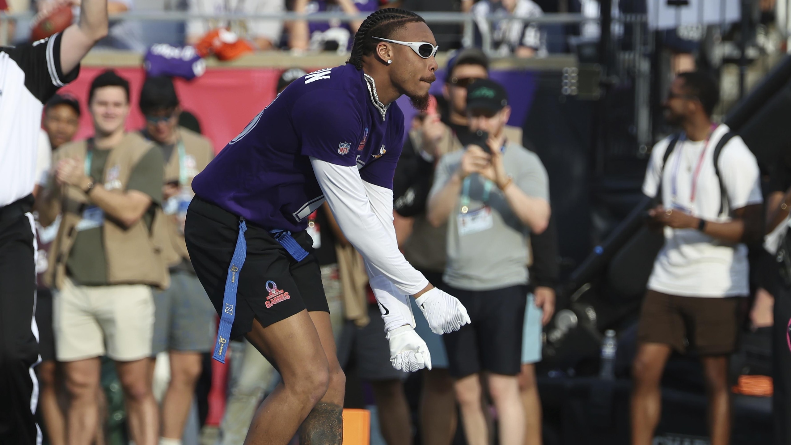 Buccaneers Play Football Clinic