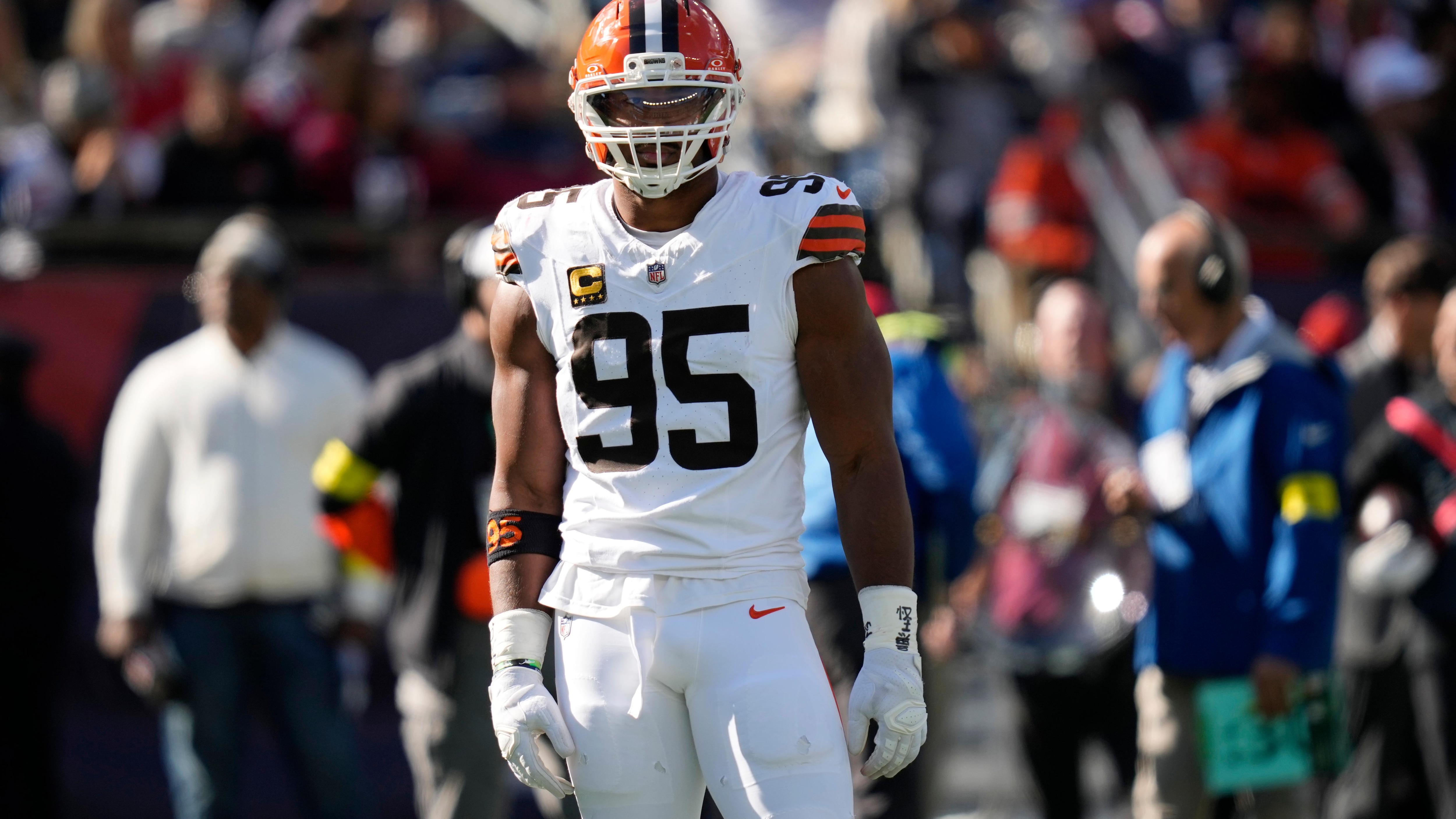 Browns Patriots Football