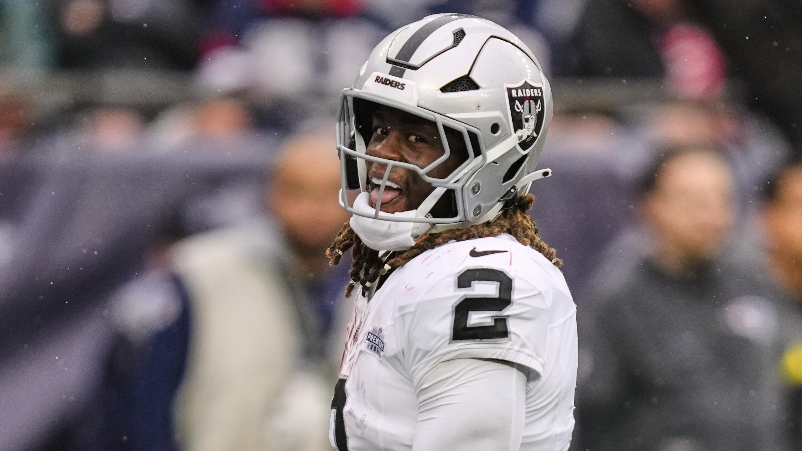 Raiders Patriots Football
