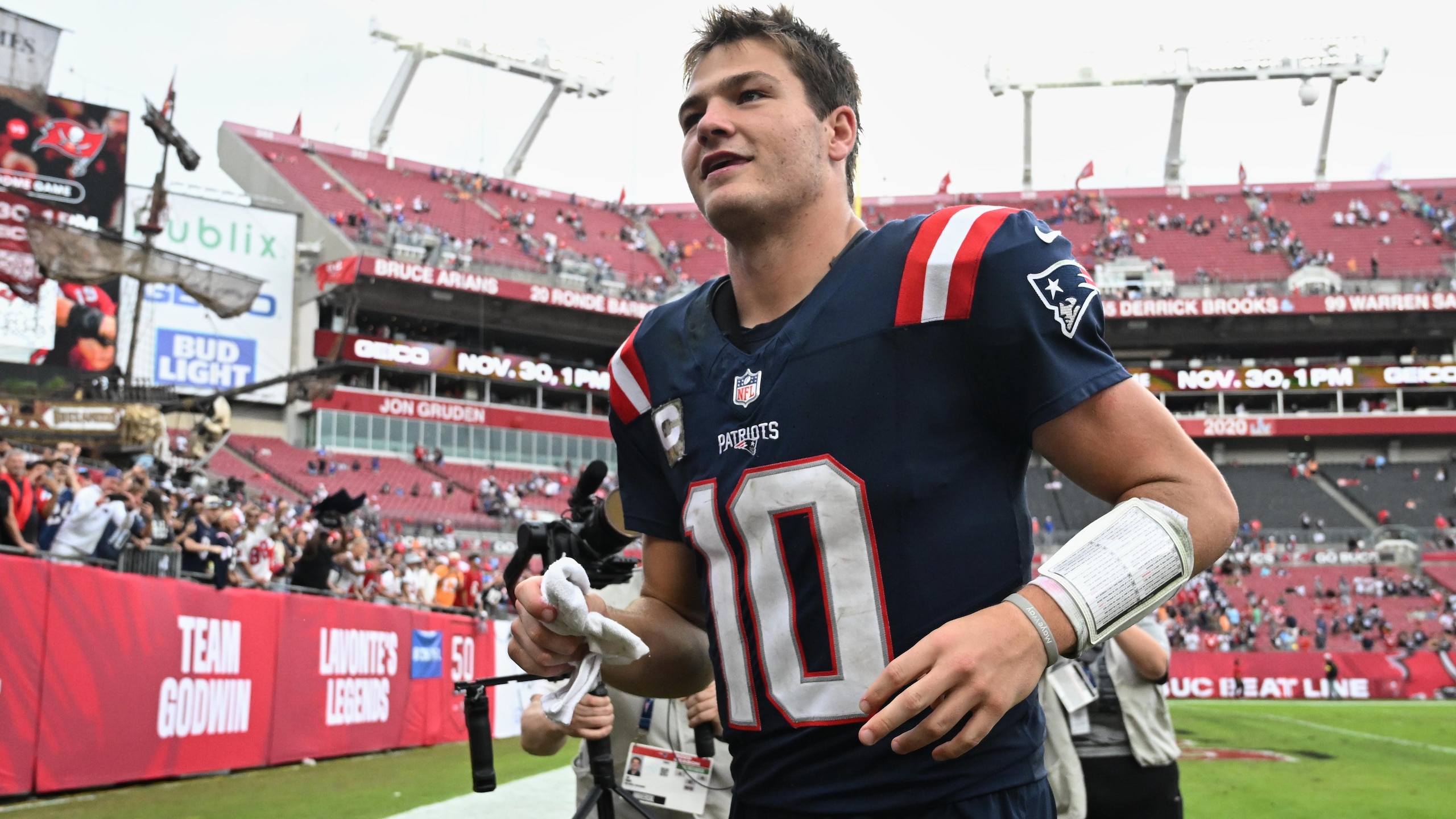 Patriots Buccaneers Football