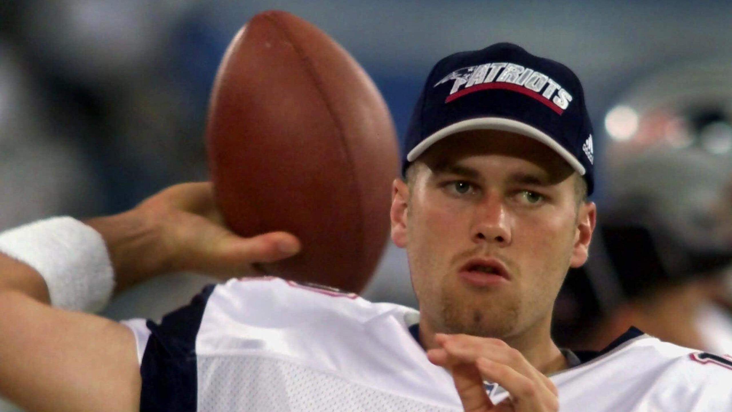 Patriots Bradys Legacy Football