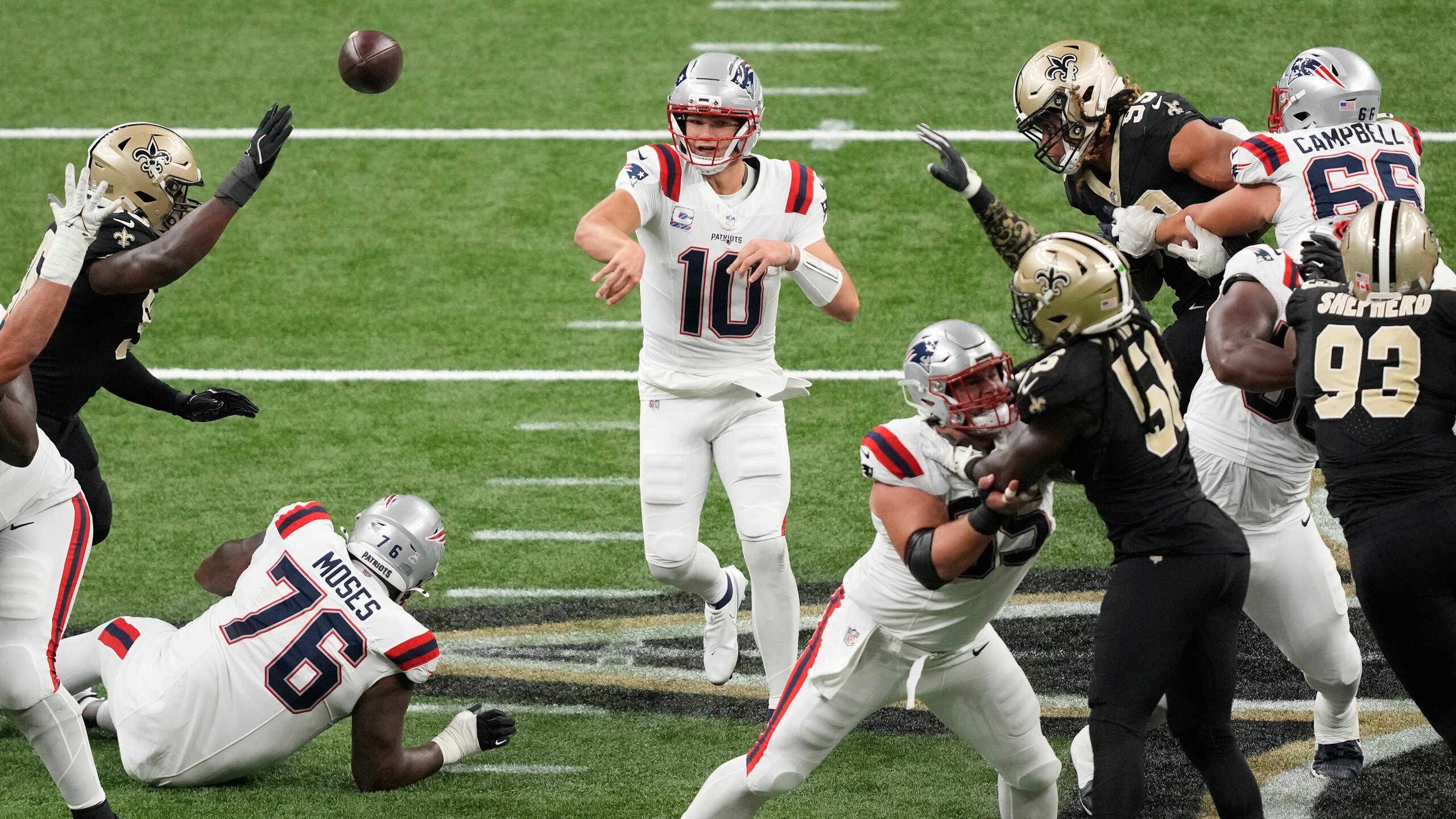 Patriots Saints Football