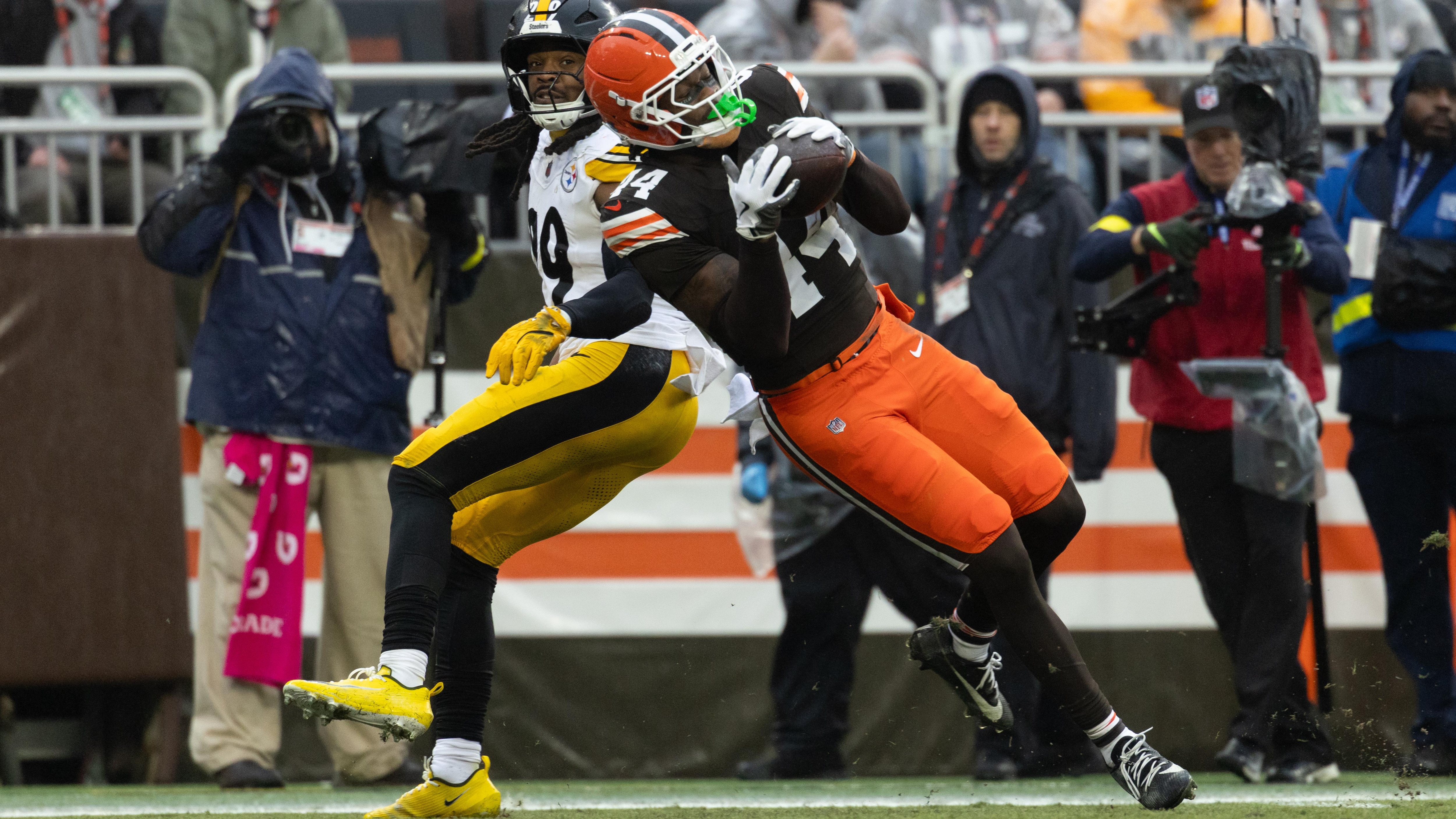 Steelers Browns Football