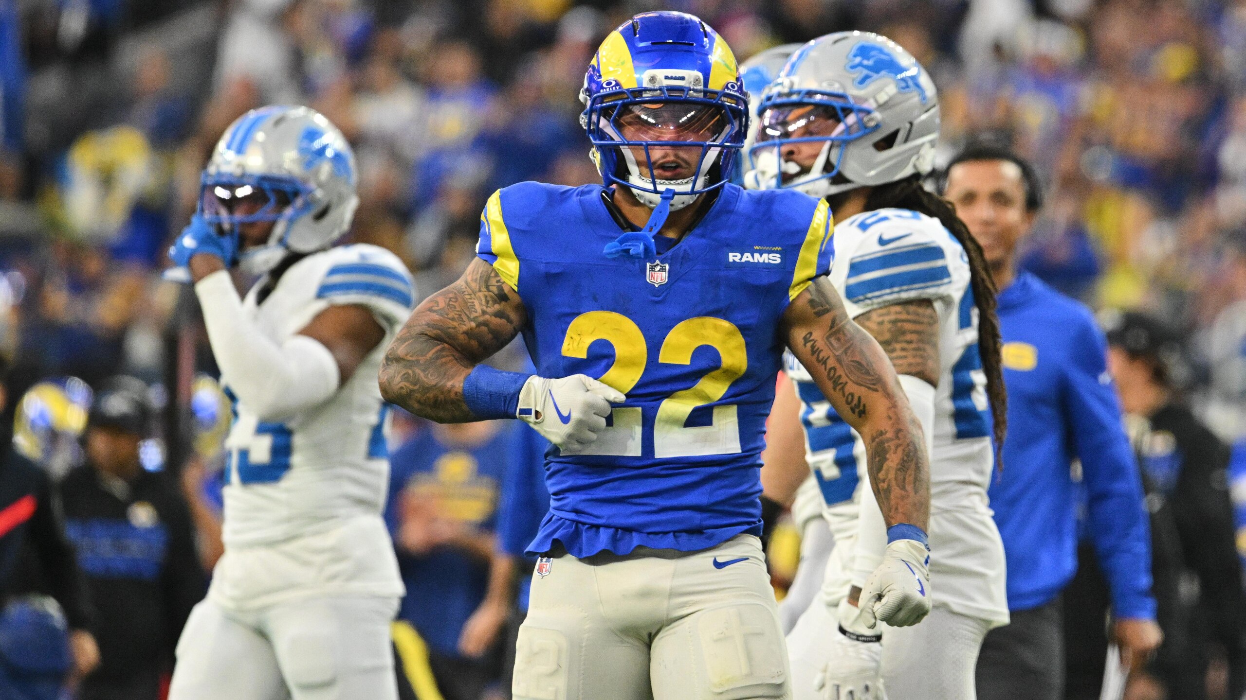 Lions Rams Football