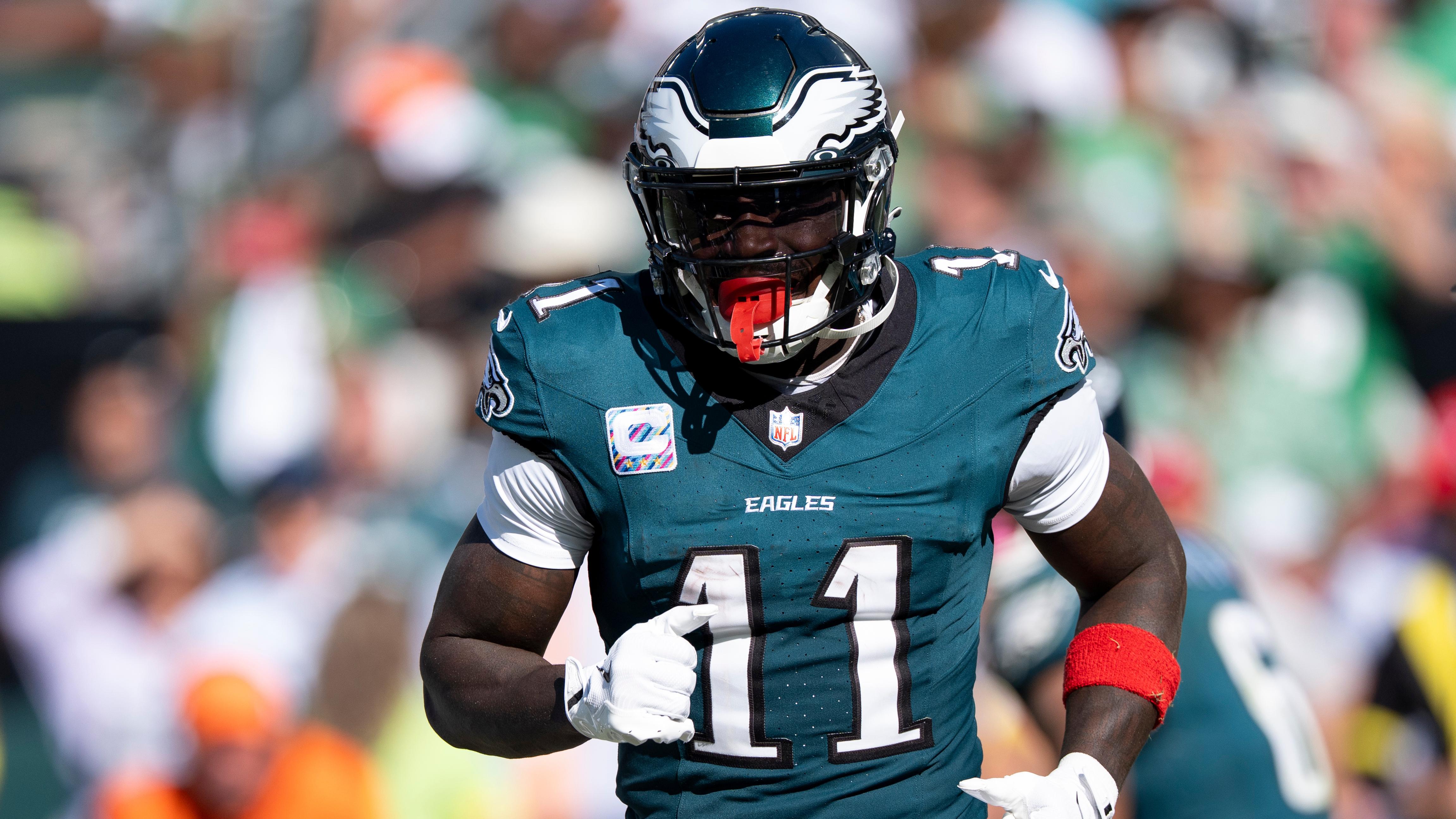 Broncos Eagles Football