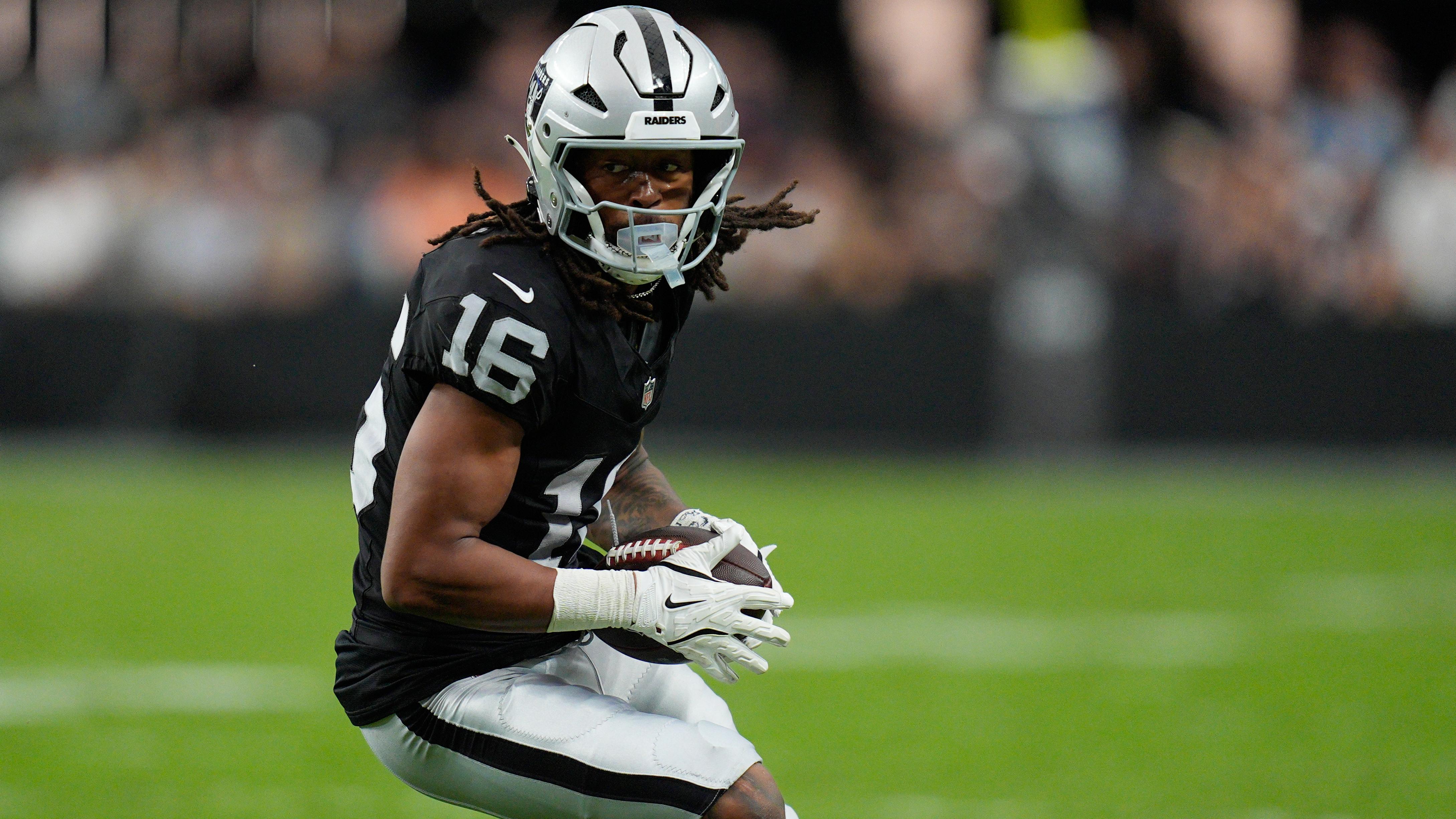 Bears Raiders Football