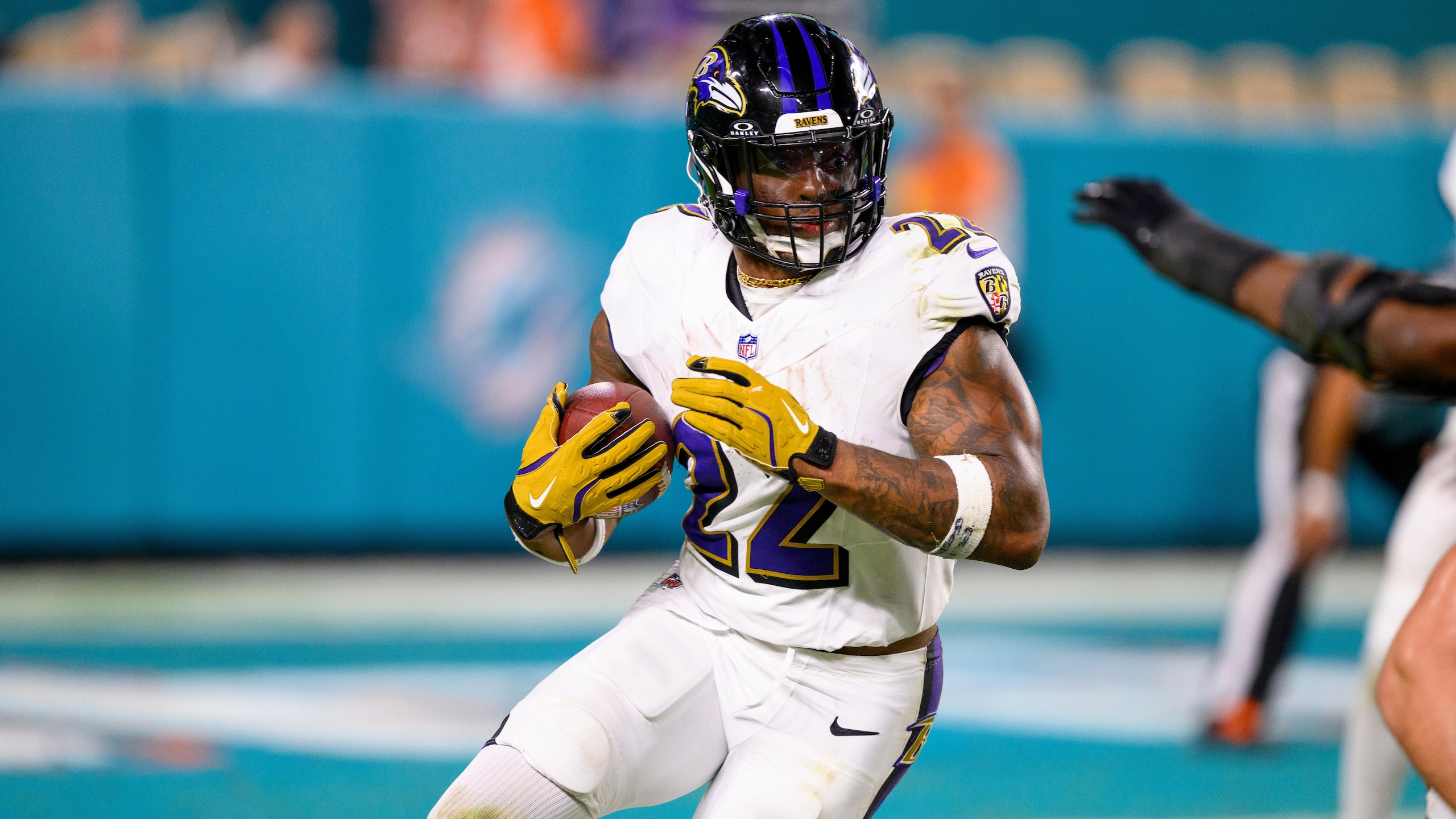Ravens Dolphins Football