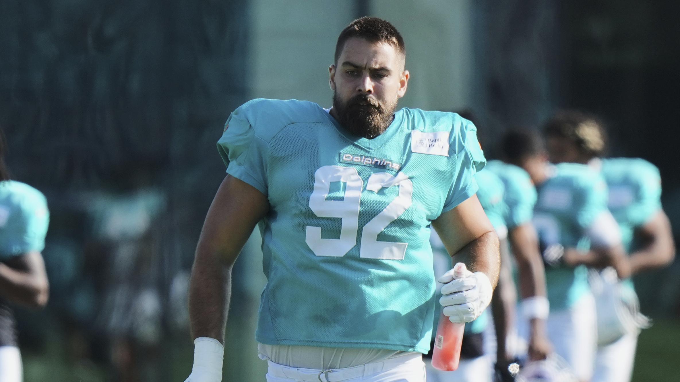 Dolphins, Zach Sieler Agree to 3-Year Contract Extension Worth Up to $67.8M