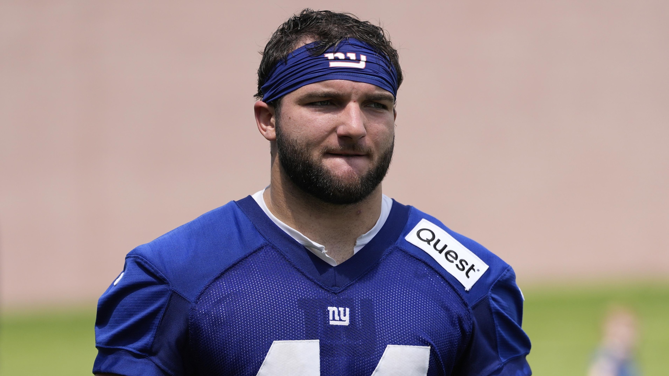 Giants Camp Football