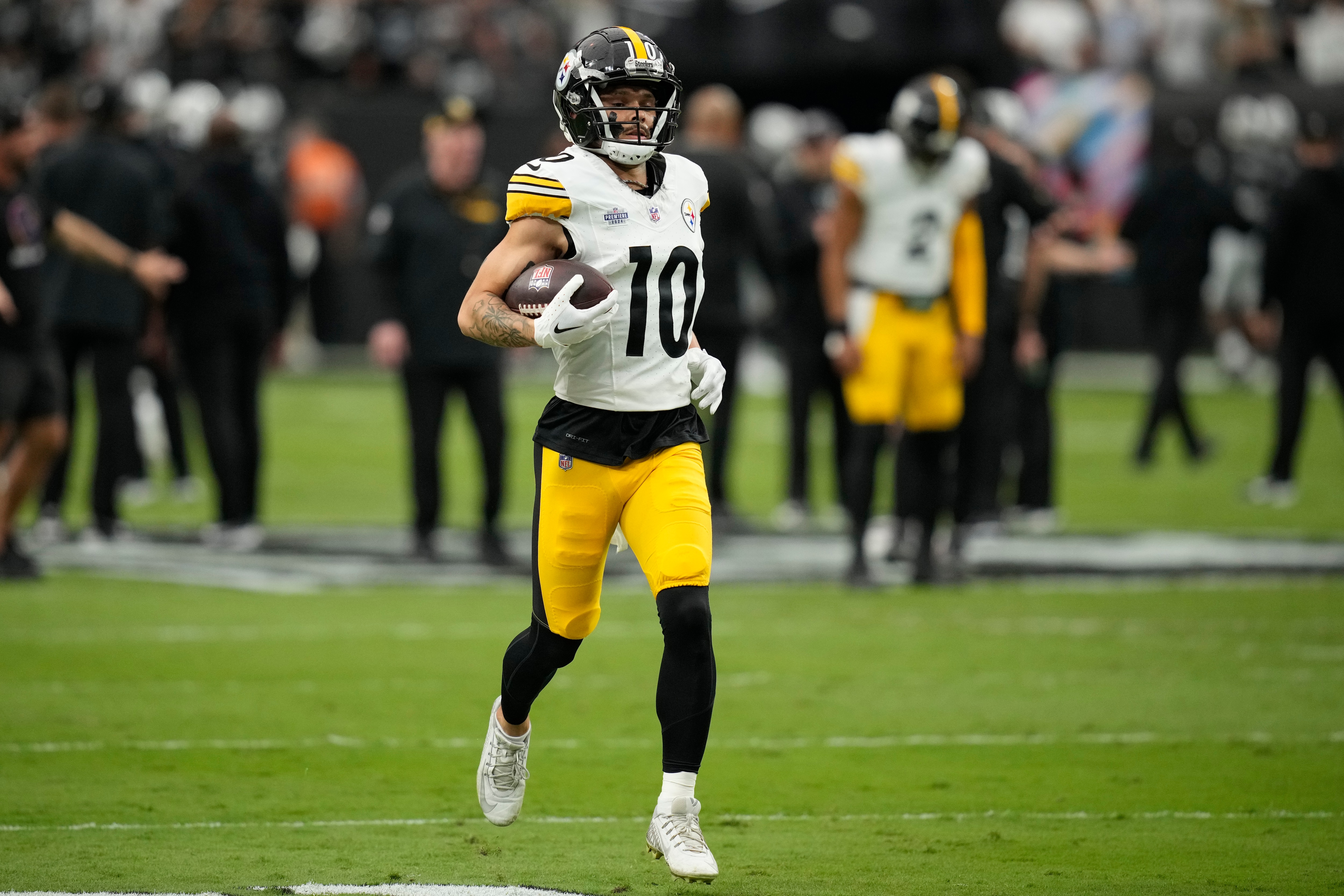 Steelers Raiders Football