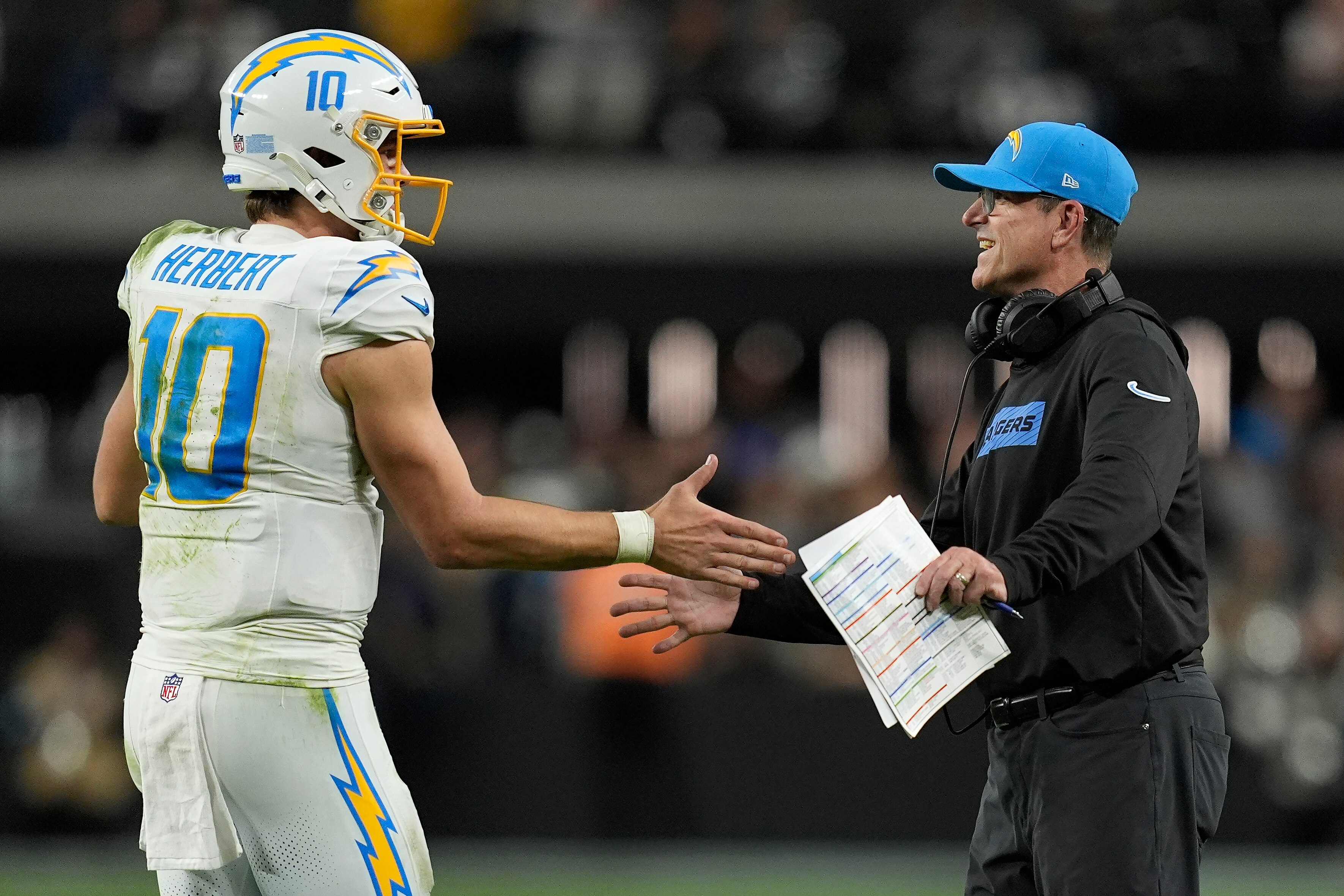 Chargers Raiders Football