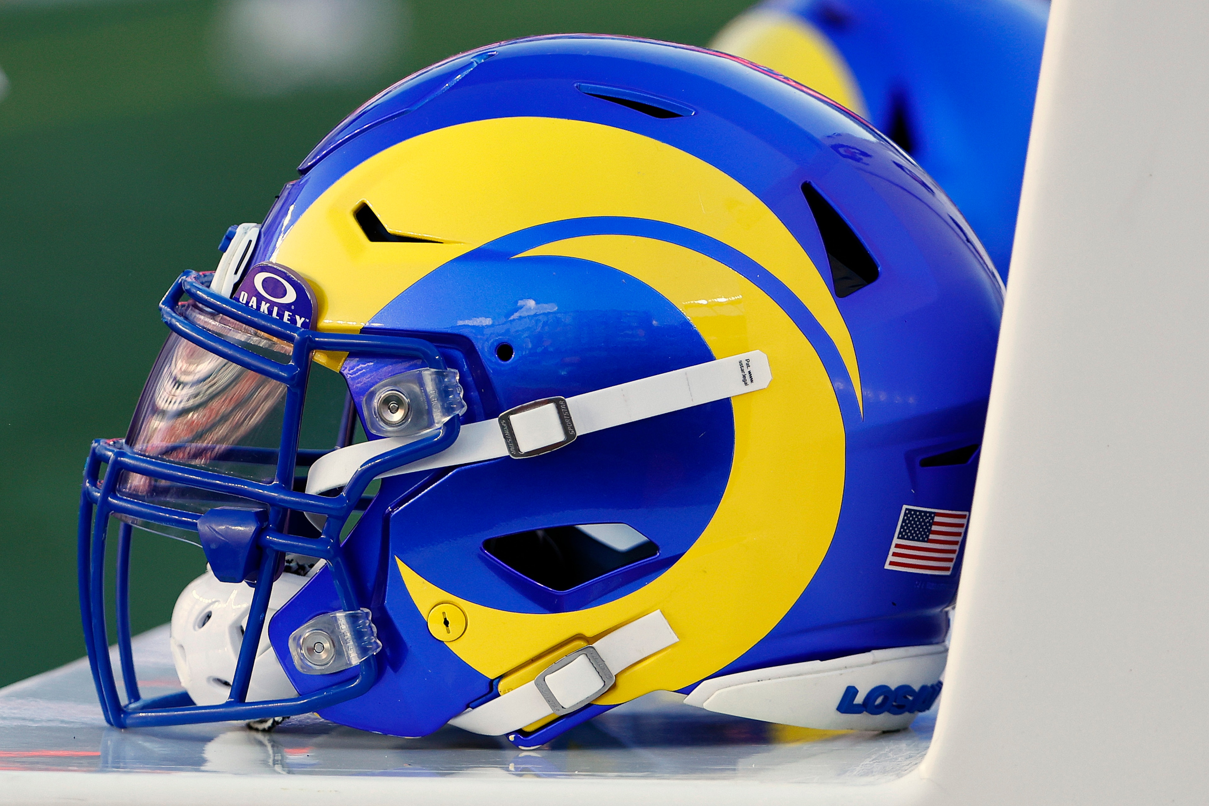 Rams Patriots Football