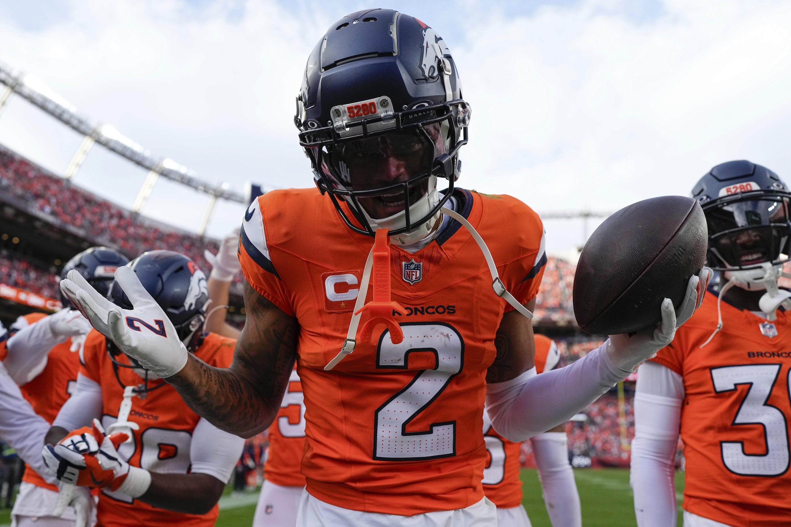 Panthers Broncos Football