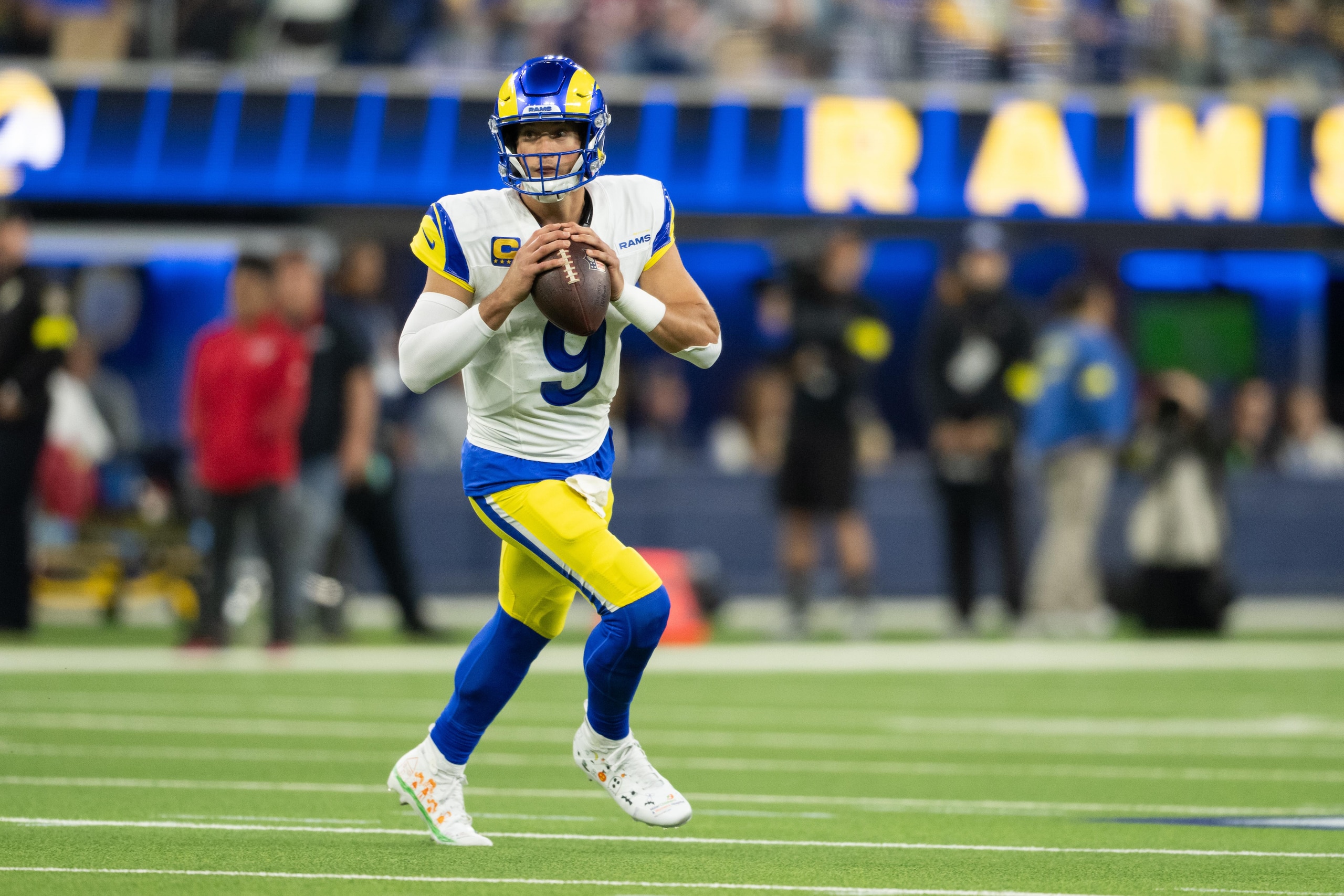 Buccaneers Rams Football