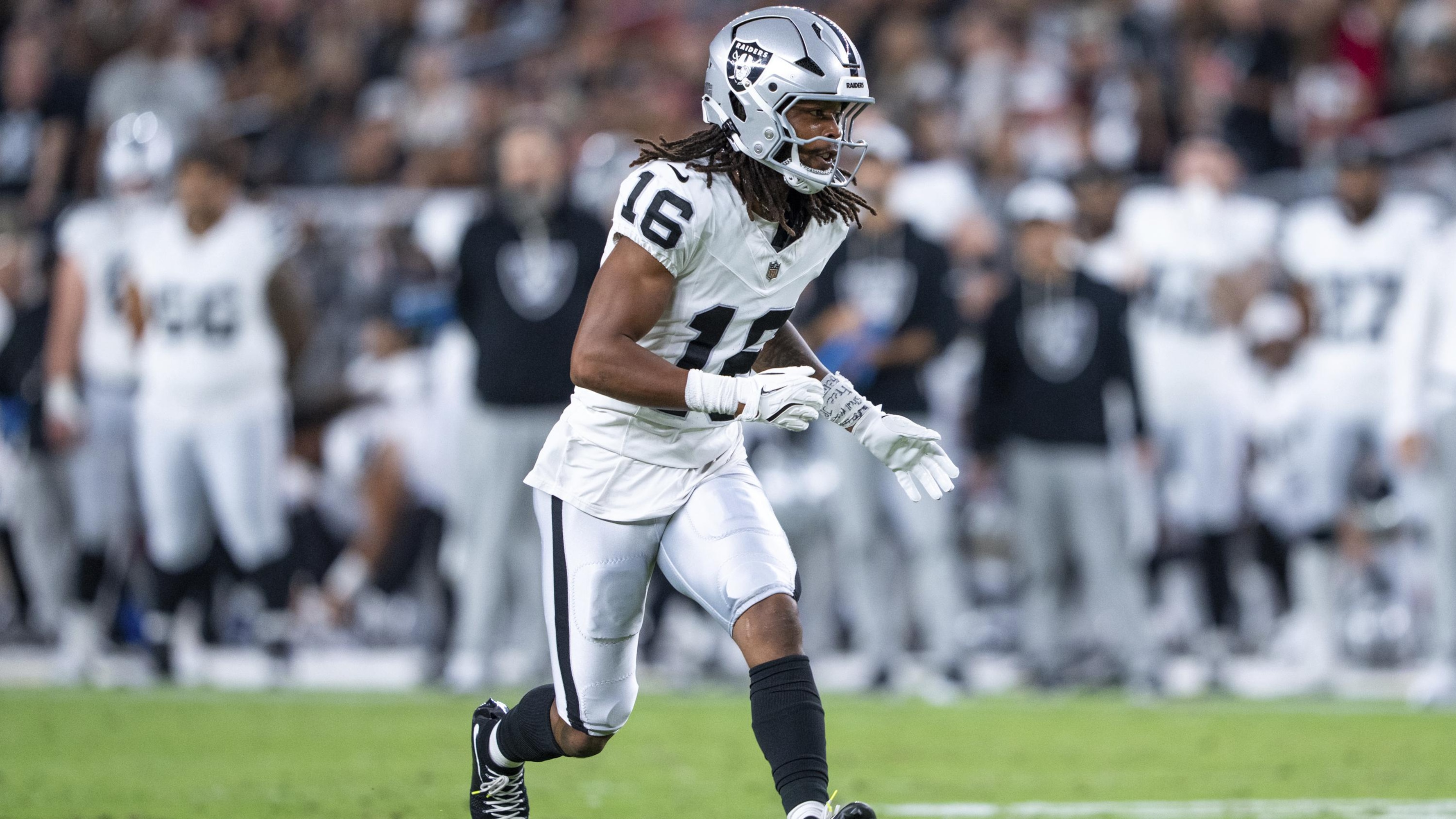 Raiders' Jakobi Meyers Reportedly Requests Trade After Failed Contract Talks