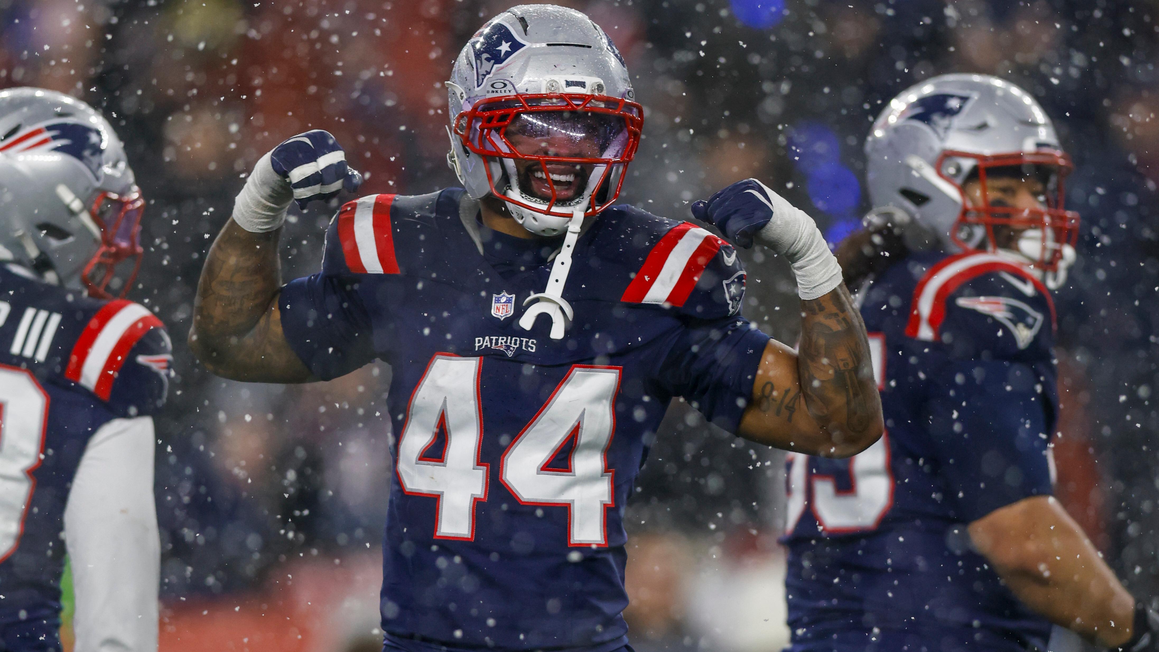 Texans Patriots Football