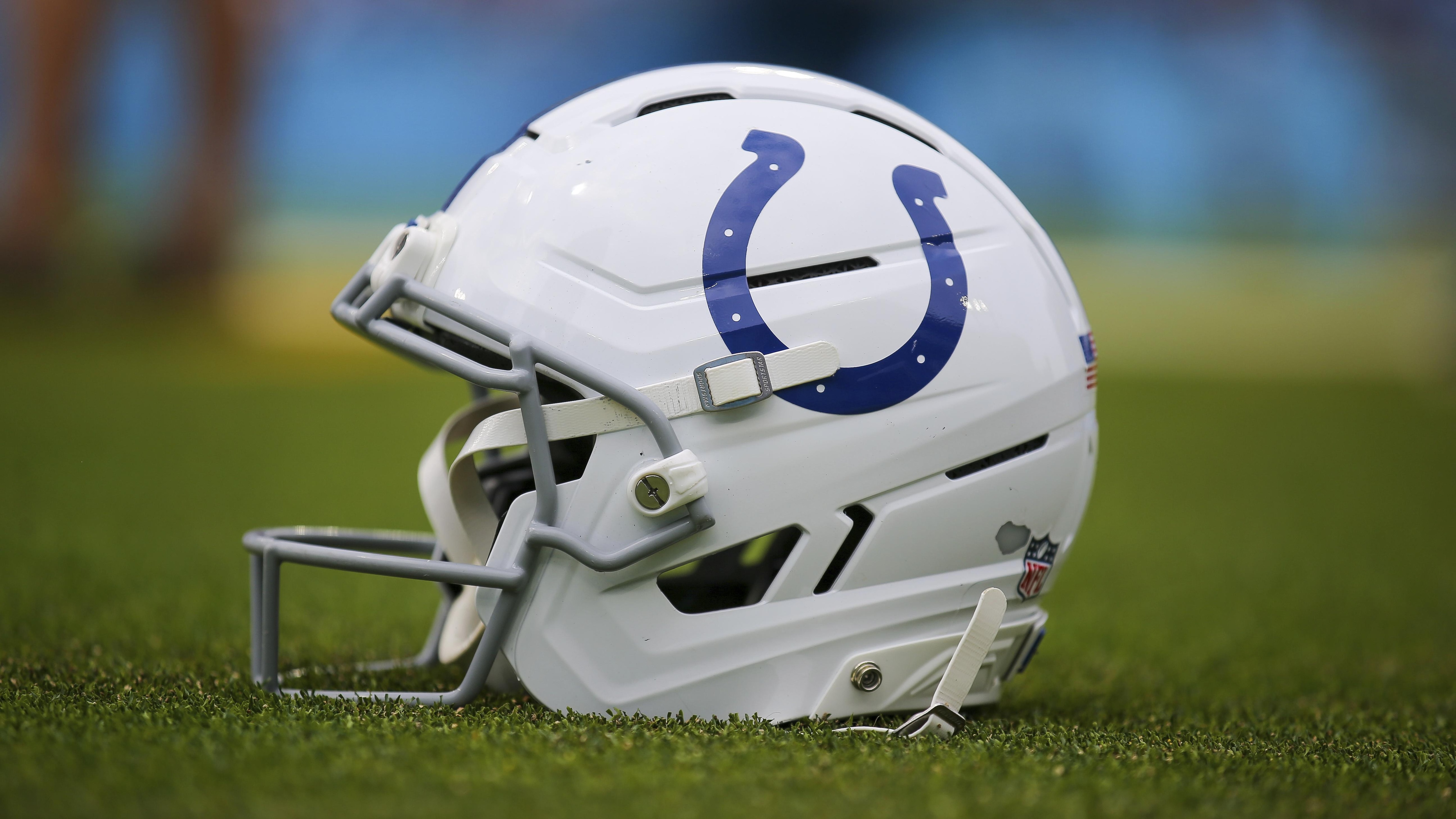 Colts Titans Football