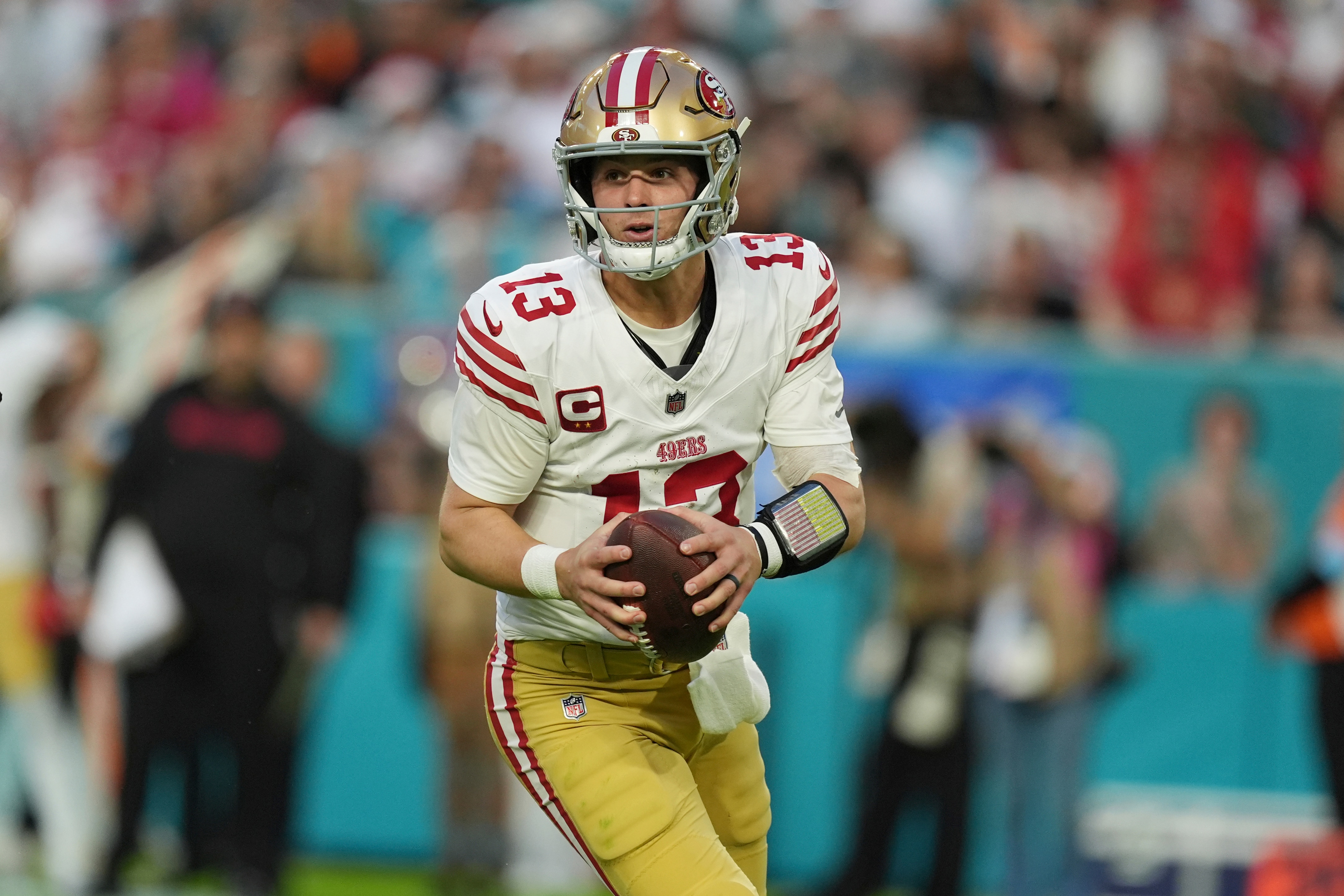 49ers Dolphins Football