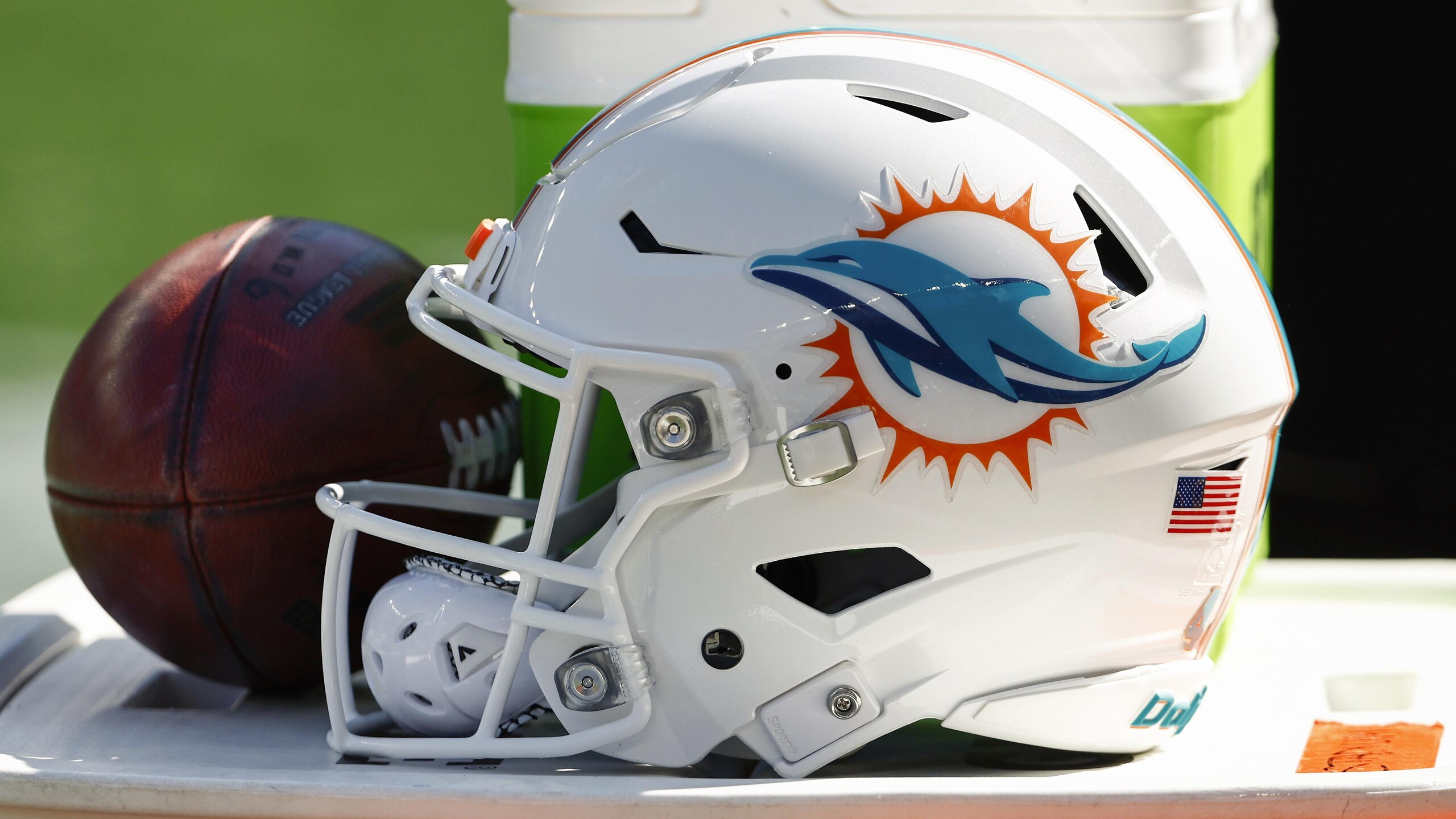 Dolphins Patriots Football