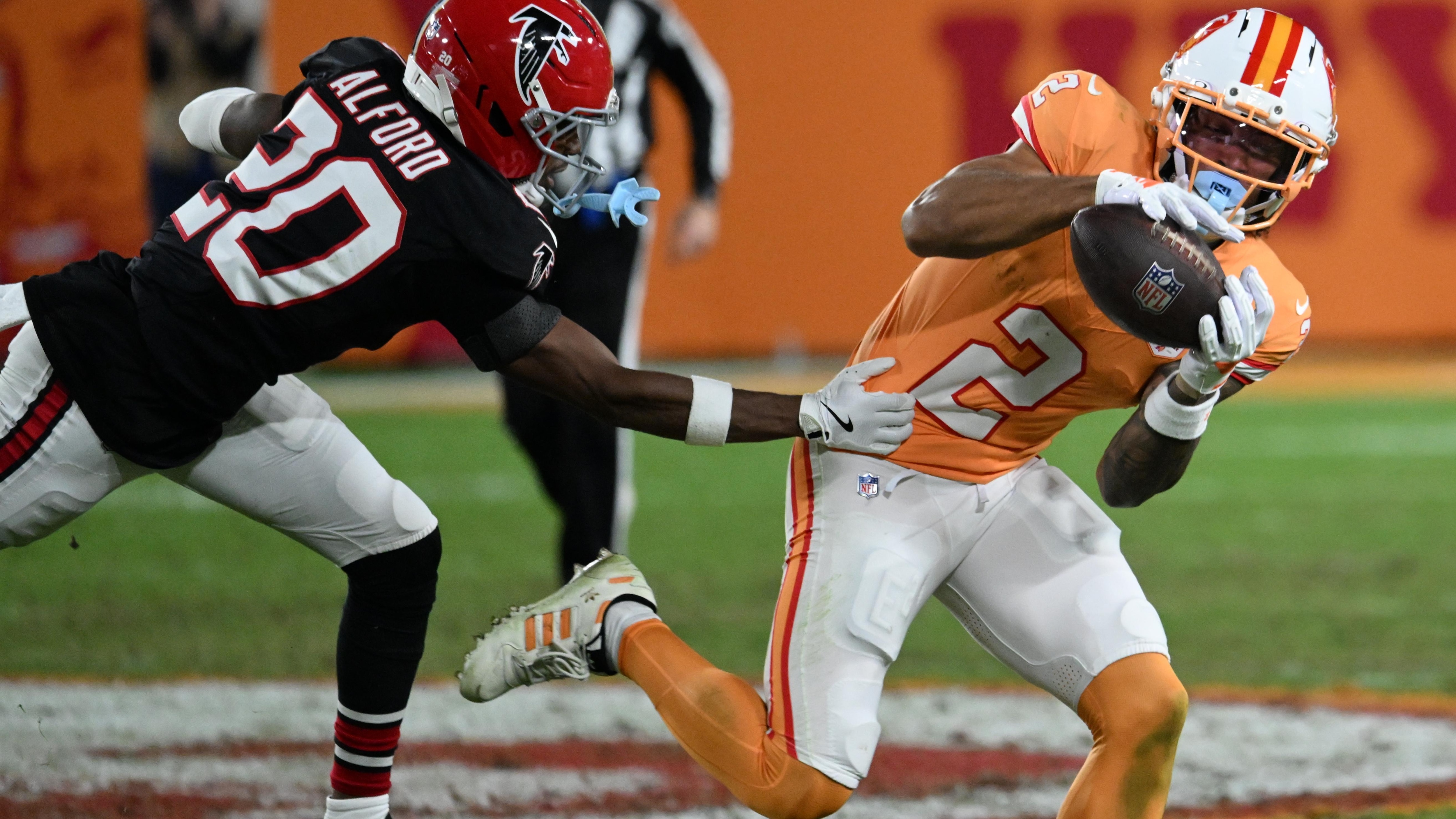 Falcons Buccaneers Football