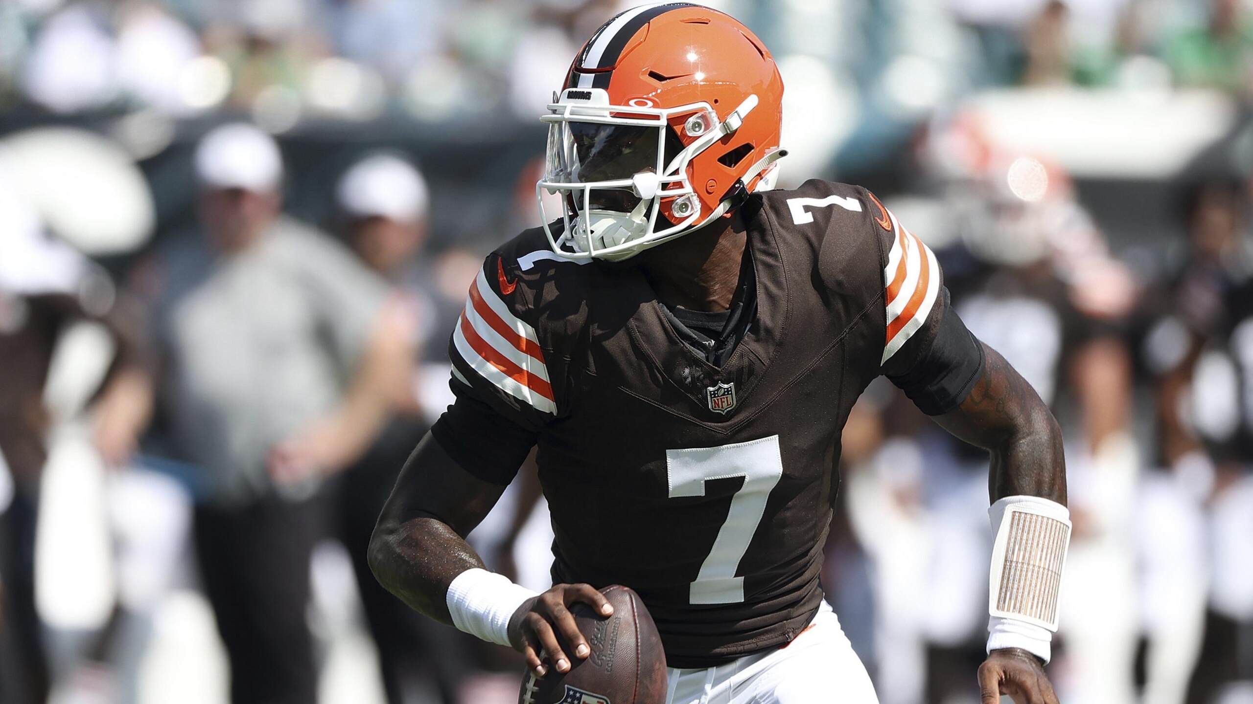 Browns Eagles Football
