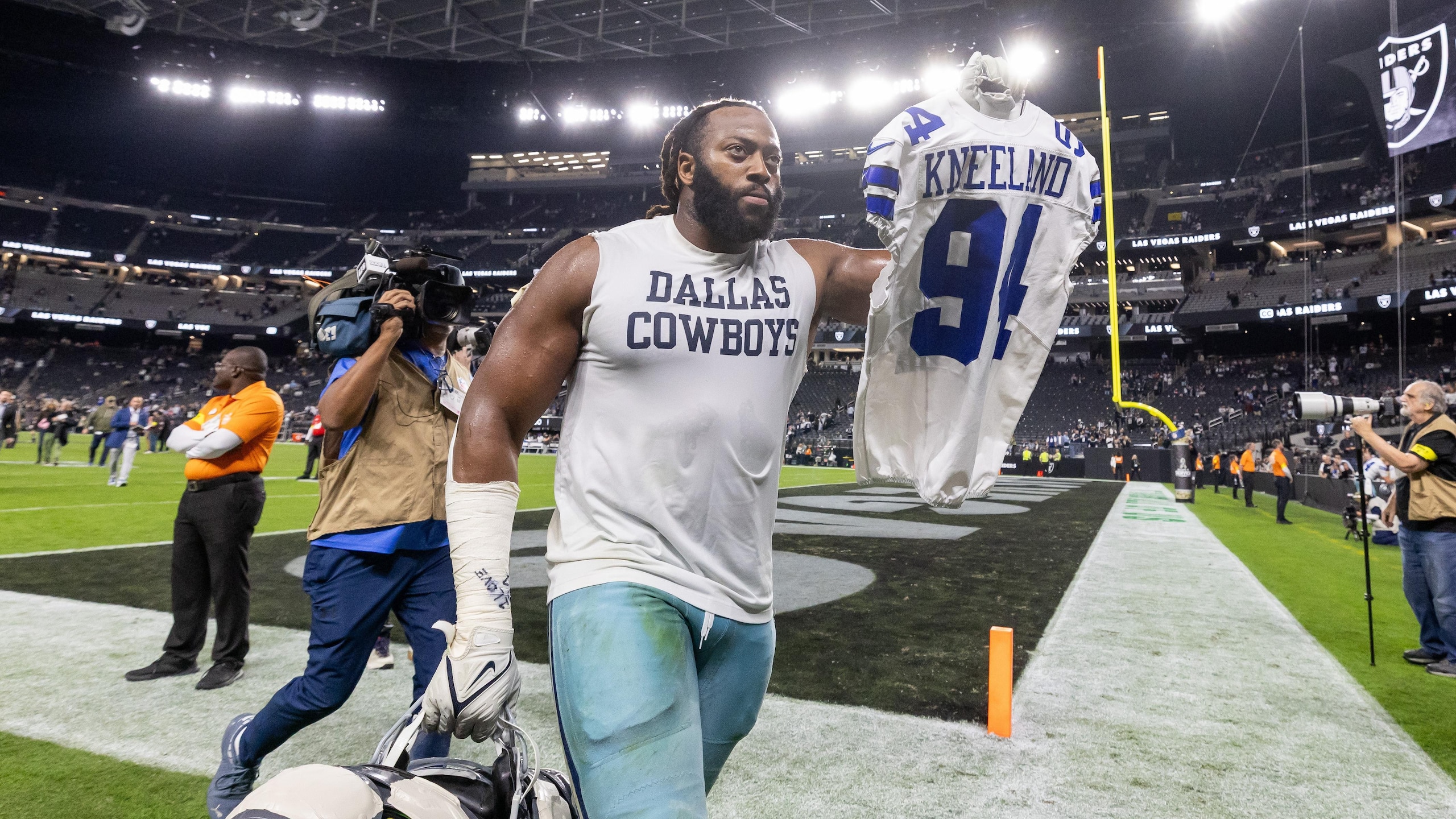 Cowboys Raiders Football