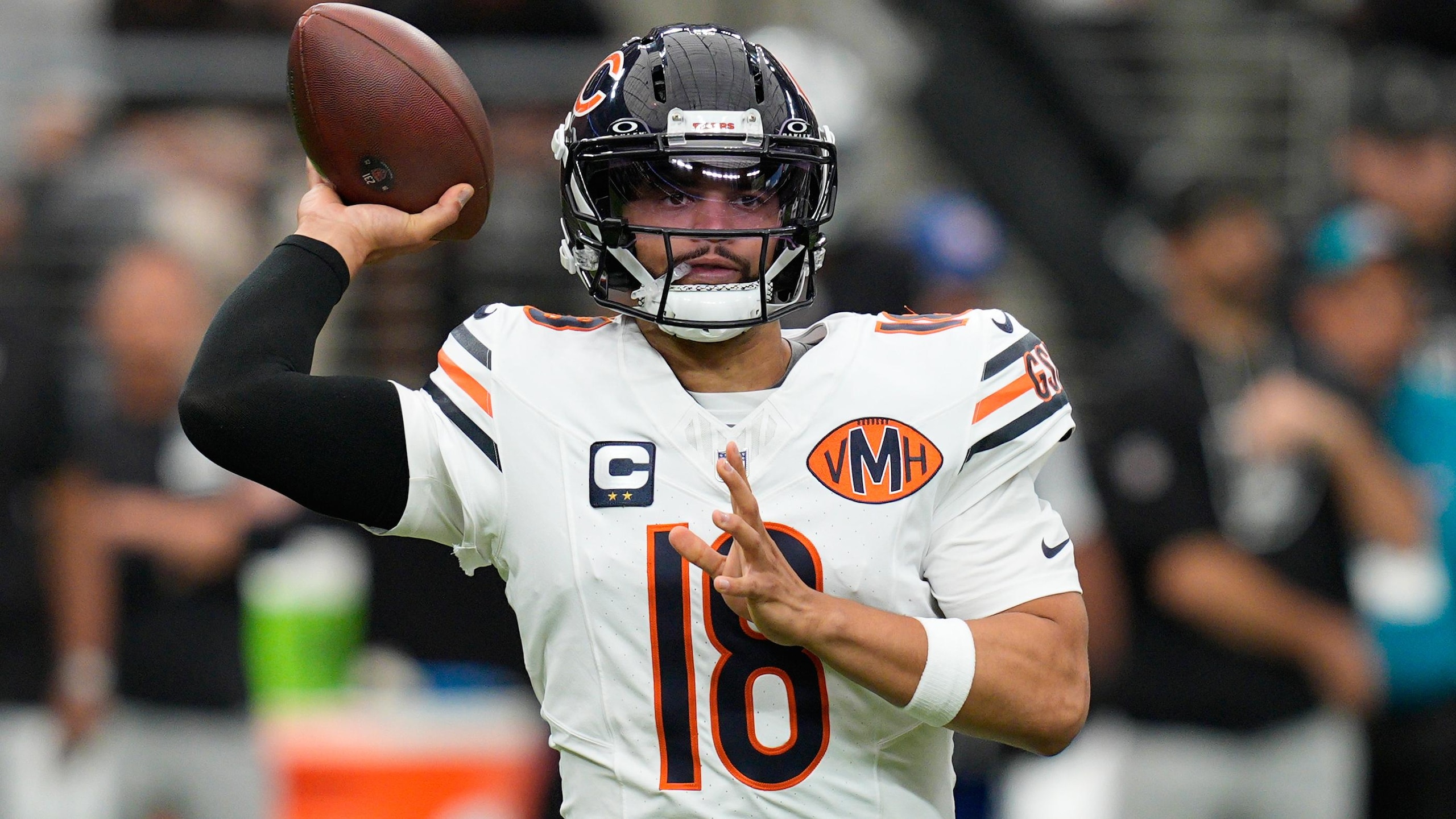 Bears Raiders Football