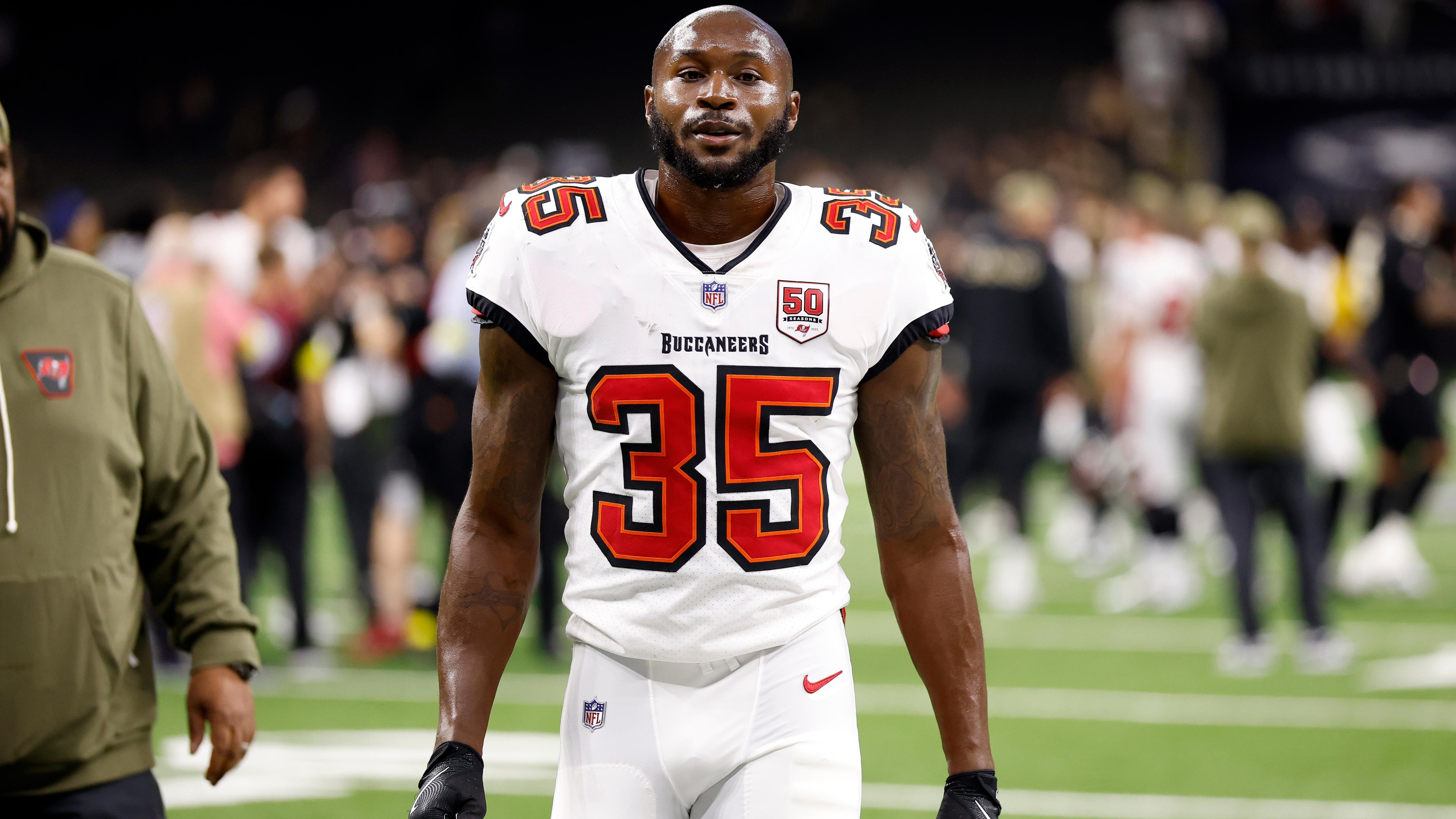 Buccaneers Saints Football