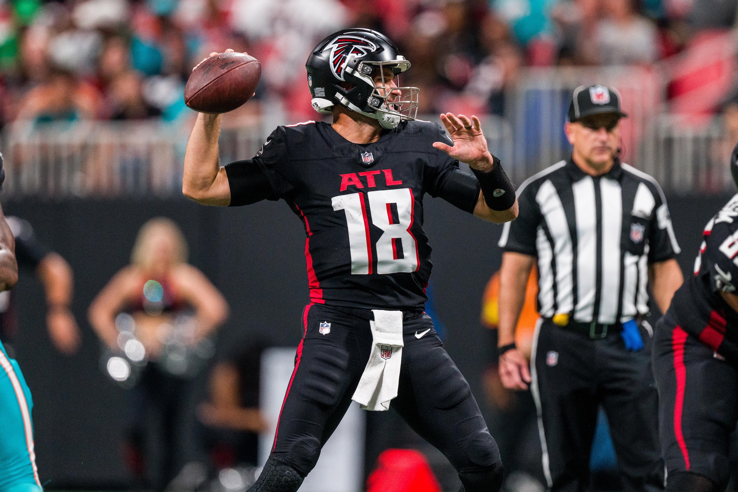 Dolphins Falcons Football