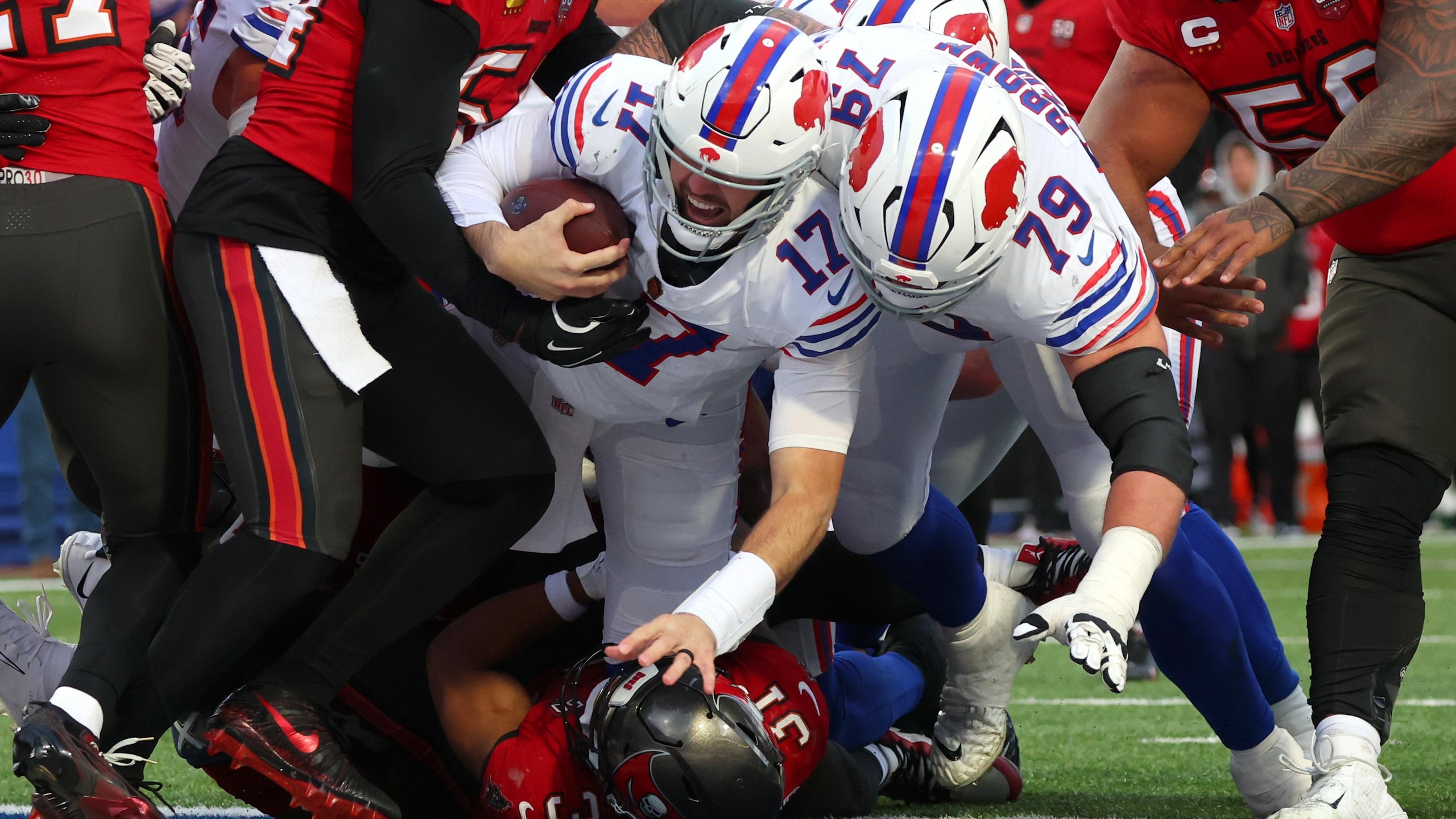 Buccaneers Bills Football