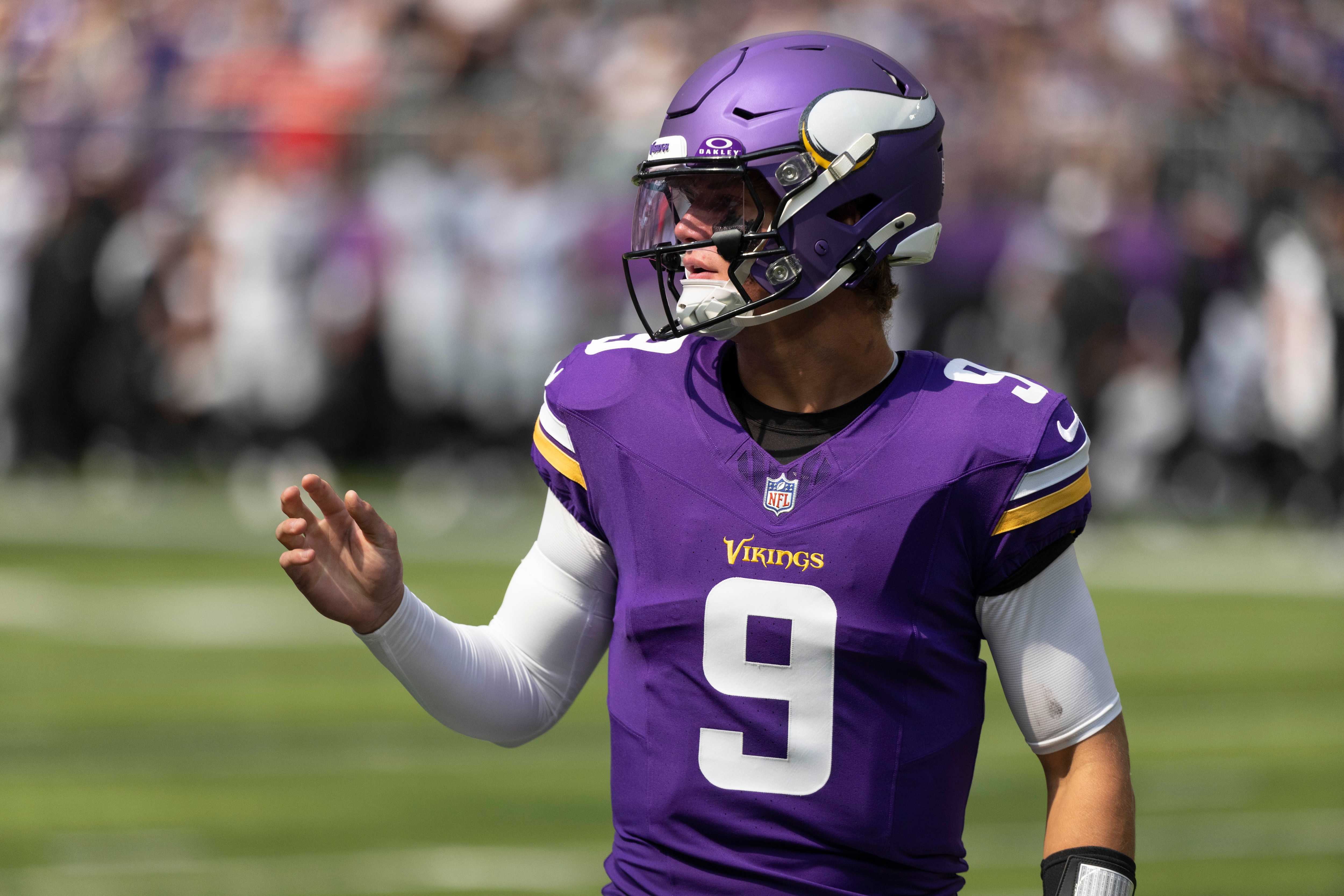 Raiders Vikings Football