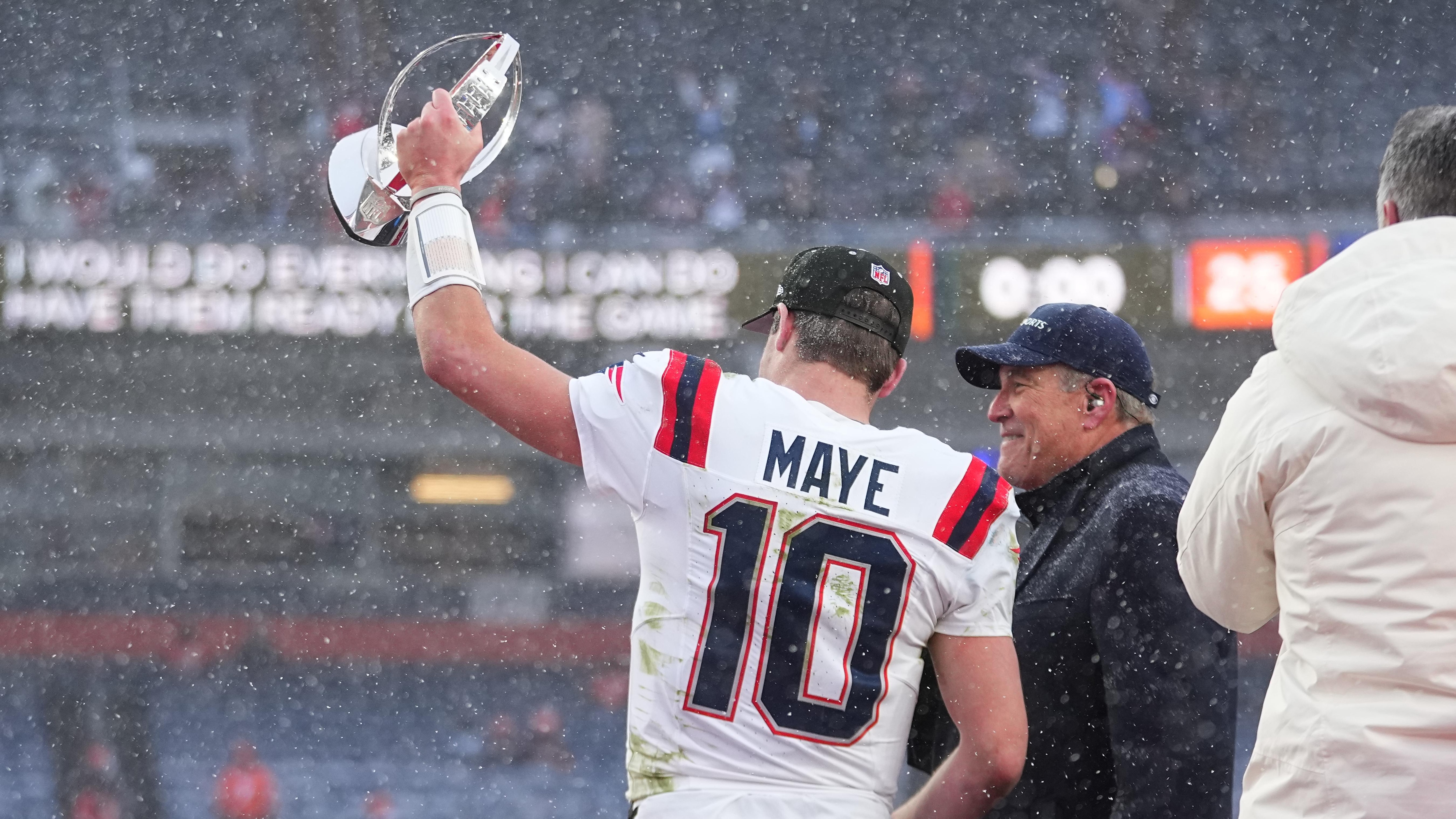 Drake Maye Video Goes Viral for Wholesome Moment with AFC Championship  Trophy After Patriots Win
